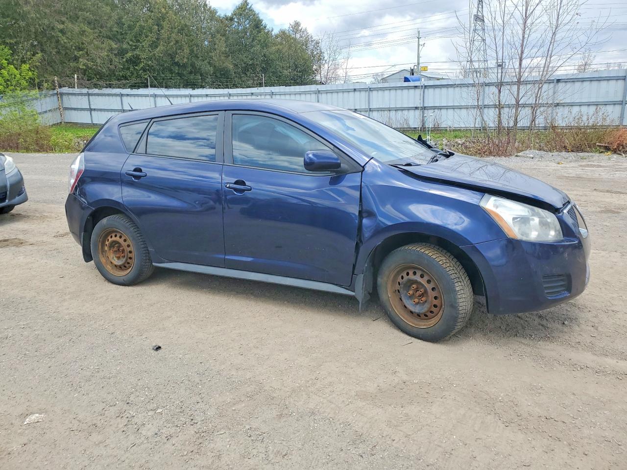 2009 Pontiac Vibe Blue vin: 5Y2SP67879Z476712