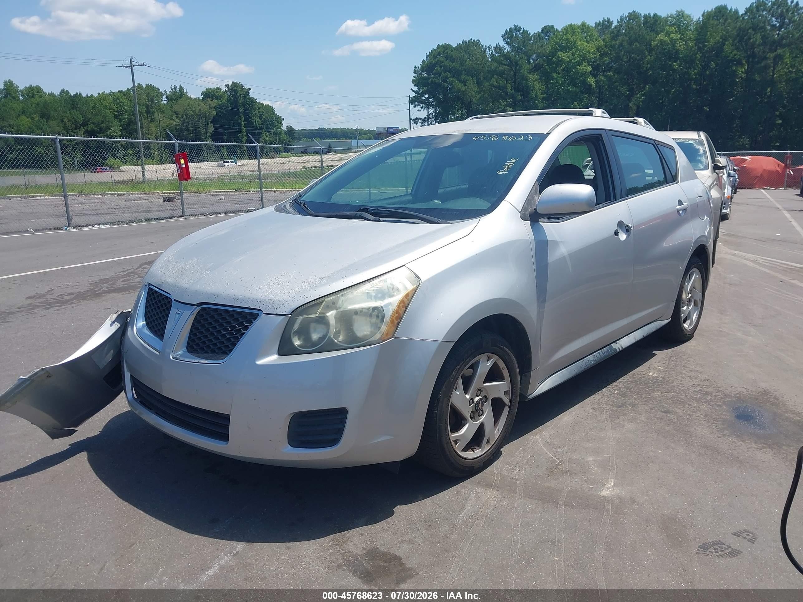 2009 Pontiac Vibe   Silver vin: 5Y2SP67889Z469901