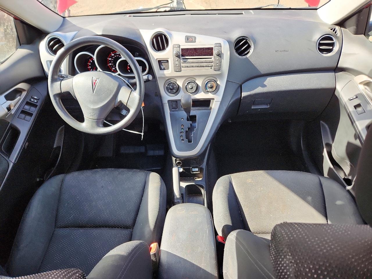 2009 Pontiac Vibe Red vin: 5Y2SP67899Z442450