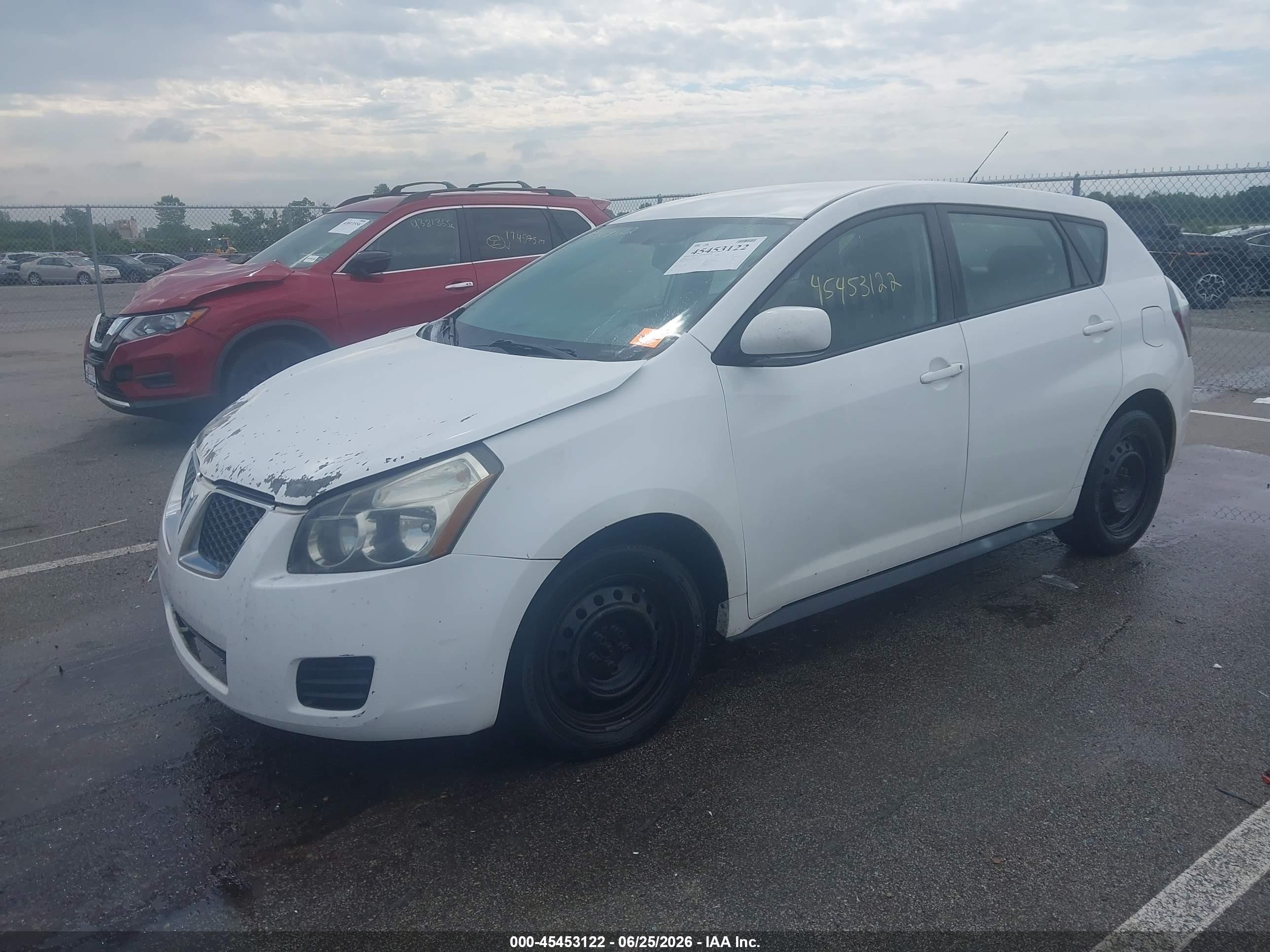 2009 Pontiac Vibe White vin: 5Y2SP67899Z446773