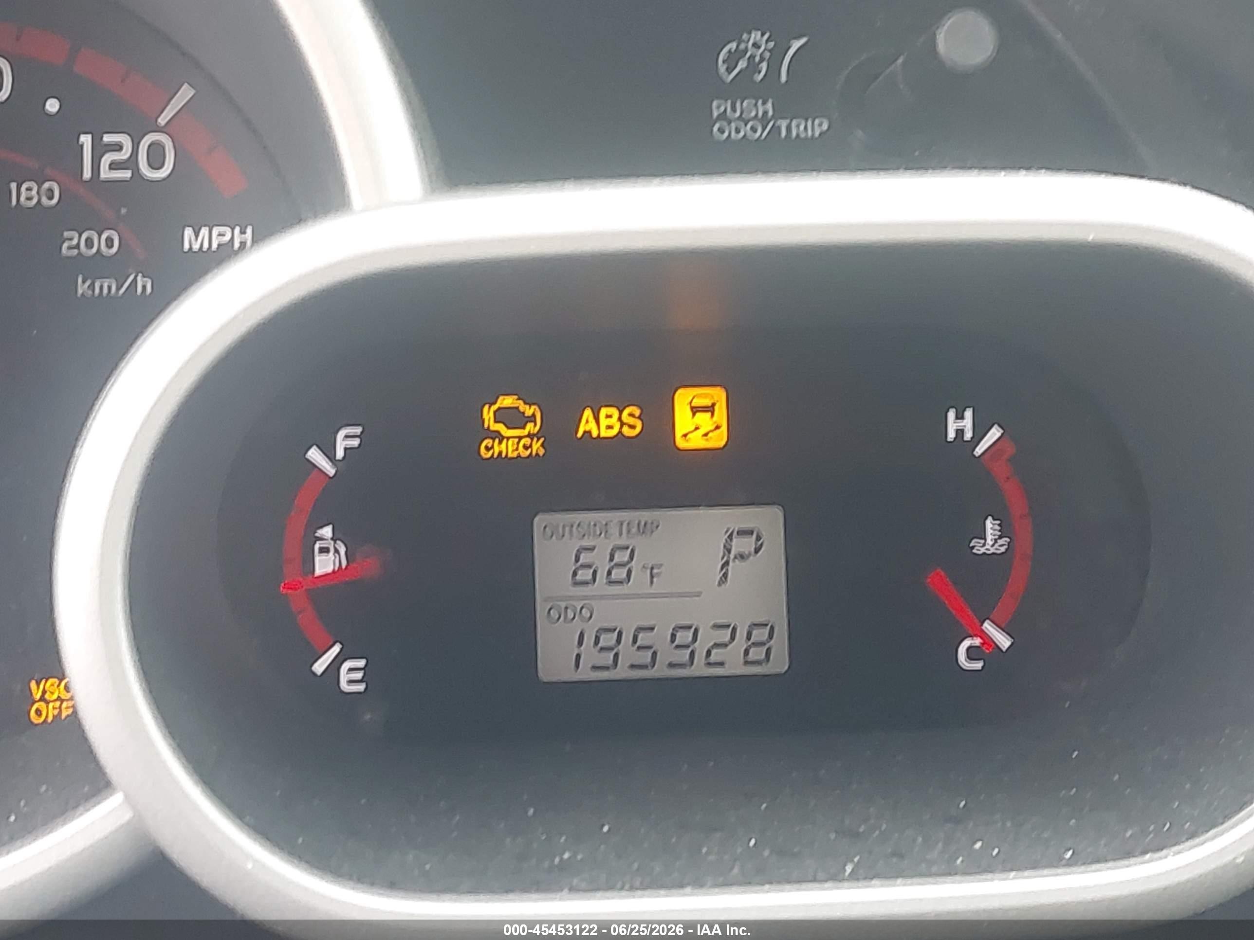 2009 Pontiac Vibe White vin: 5Y2SP67899Z446773