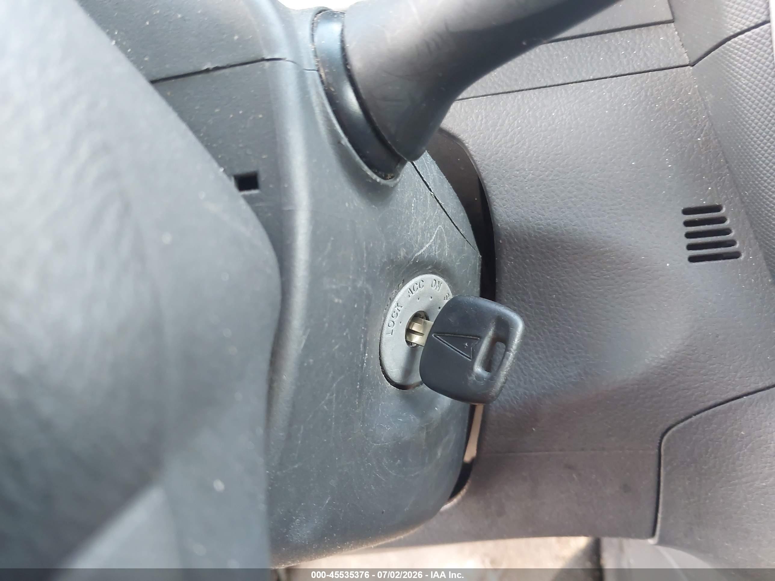 2009 Pontiac Vibe   Light Blue vin: 5Y2SP678X9Z438665