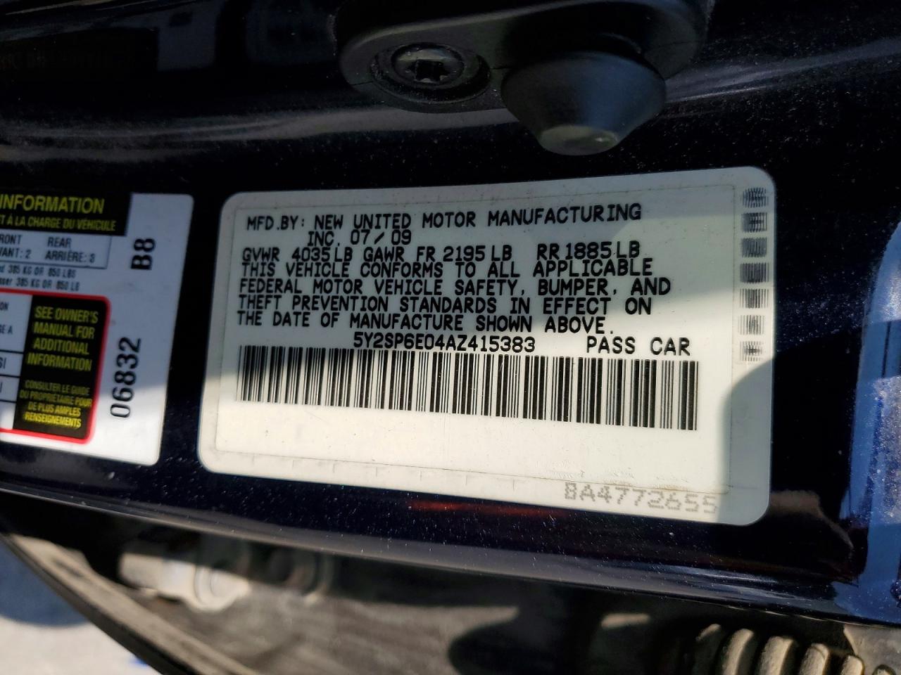 2010 Pontiac Vibe Синий vin: 5Y2SP6E04AZ415383
