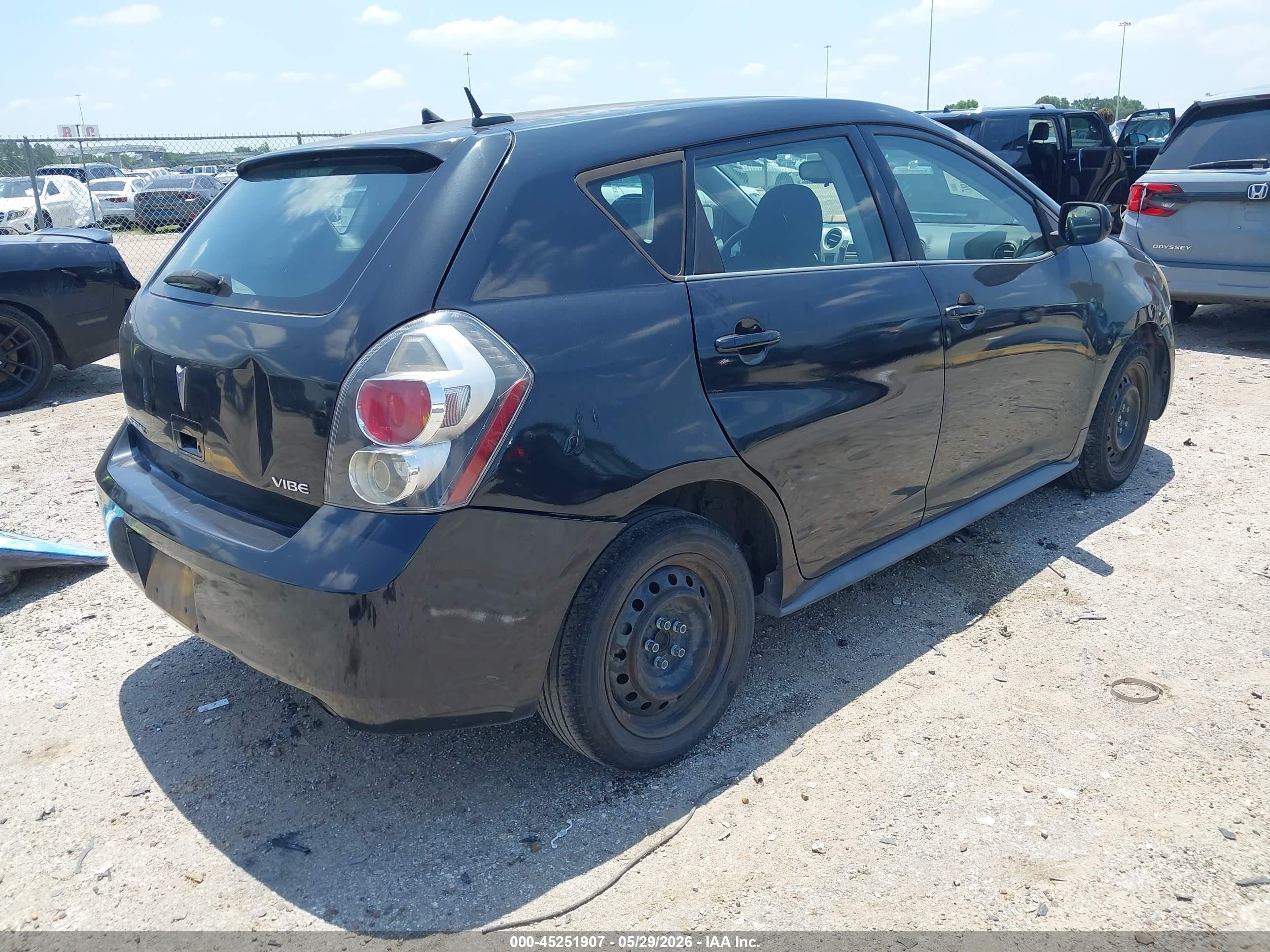 2010 Pontiac Vibe   Черный vin: 5Y2SP6E80AZ417976