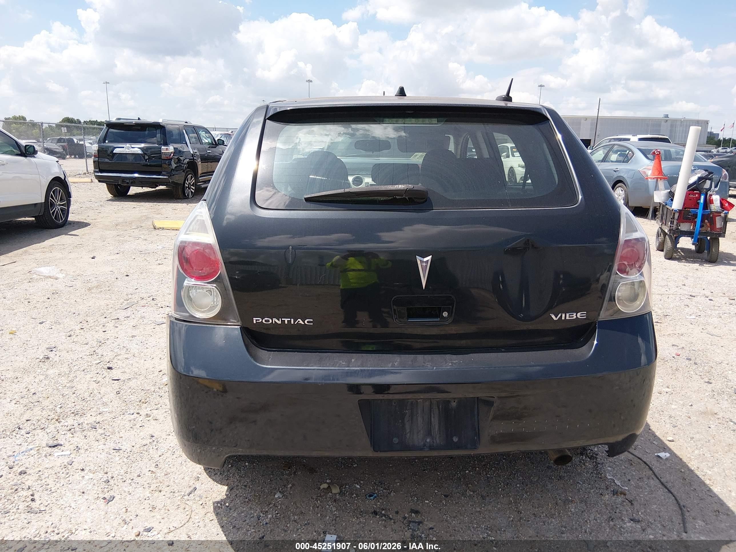 2010 Pontiac Vibe   Черный vin: 5Y2SP6E80AZ417976