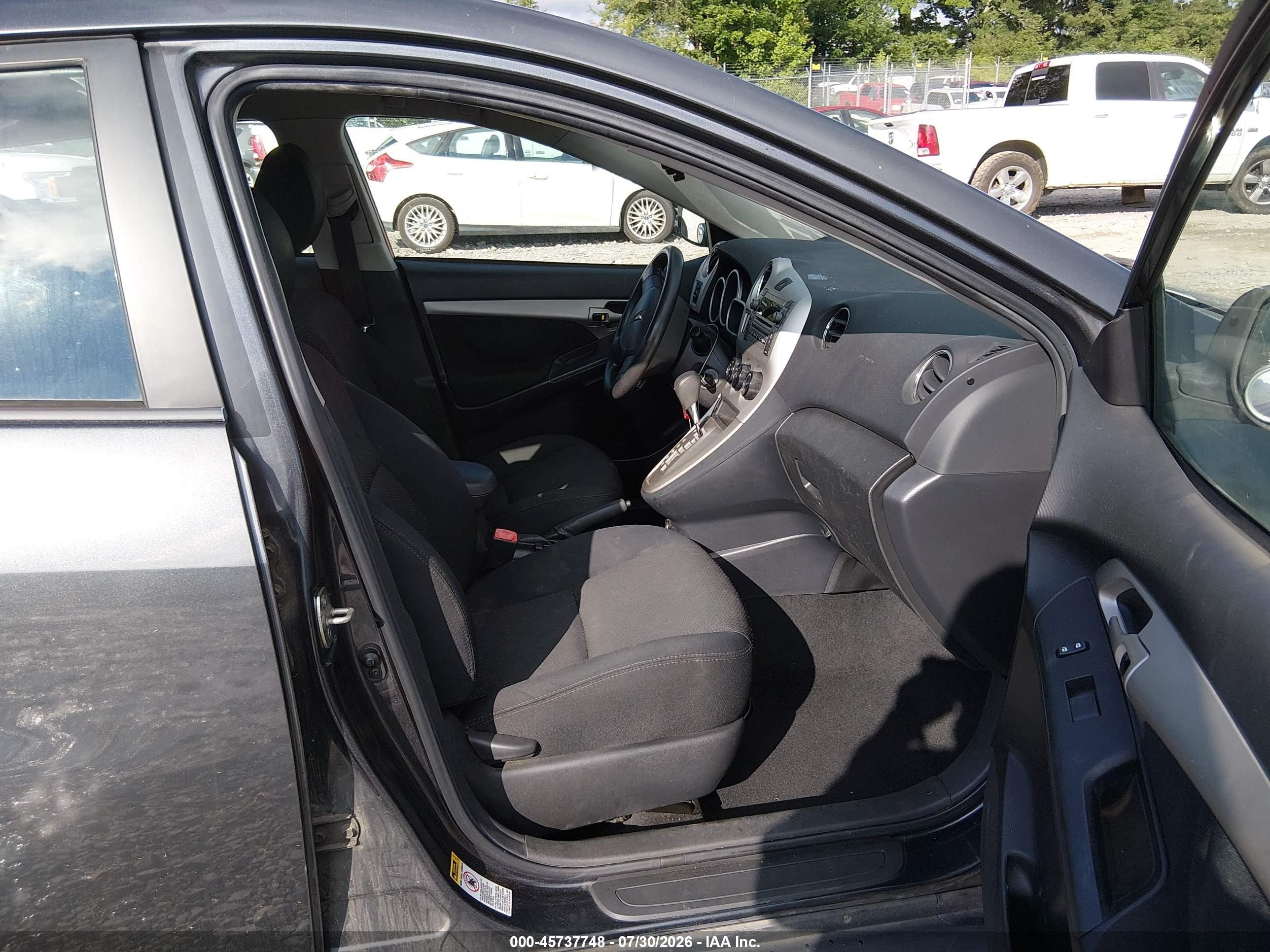 2010 Pontiac Vibe   Pewter vin: 5Y2SP6E82AZ404078