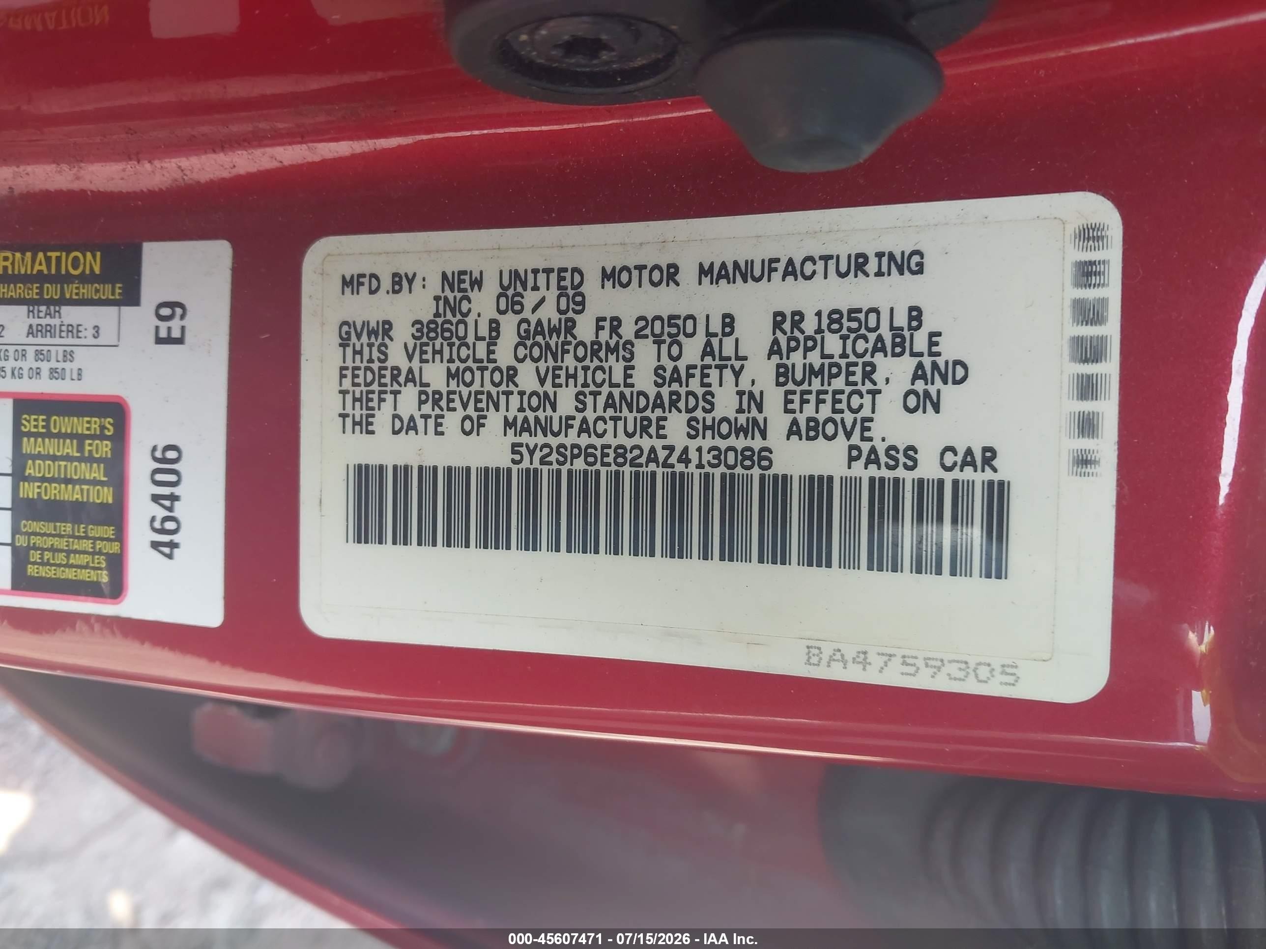 2010 Pontiac Vibe   Red vin: 5Y2SP6E82AZ413086