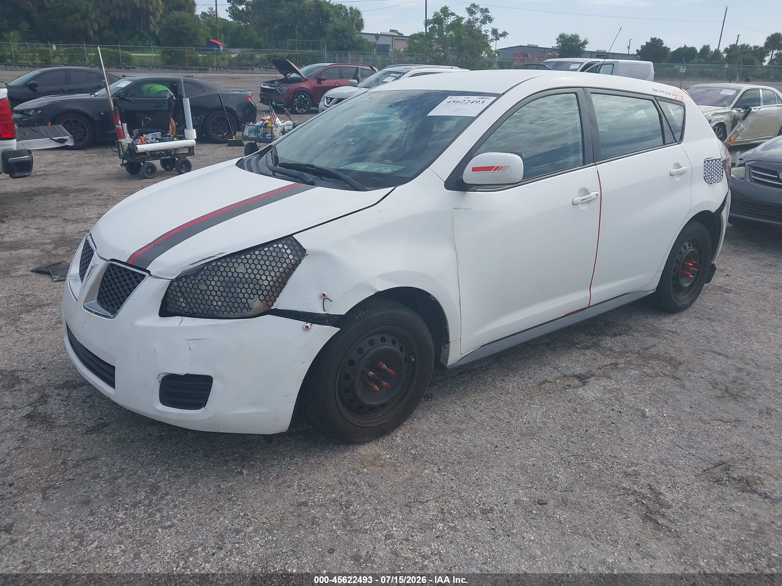 2010 Pontiac Vibe   White vin: 5Y2SP6E84AZ410206
