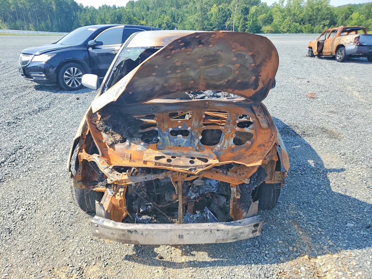 2010 Pontiac Vibe Серебряный vin: 5Y2SP6E84AZ412151