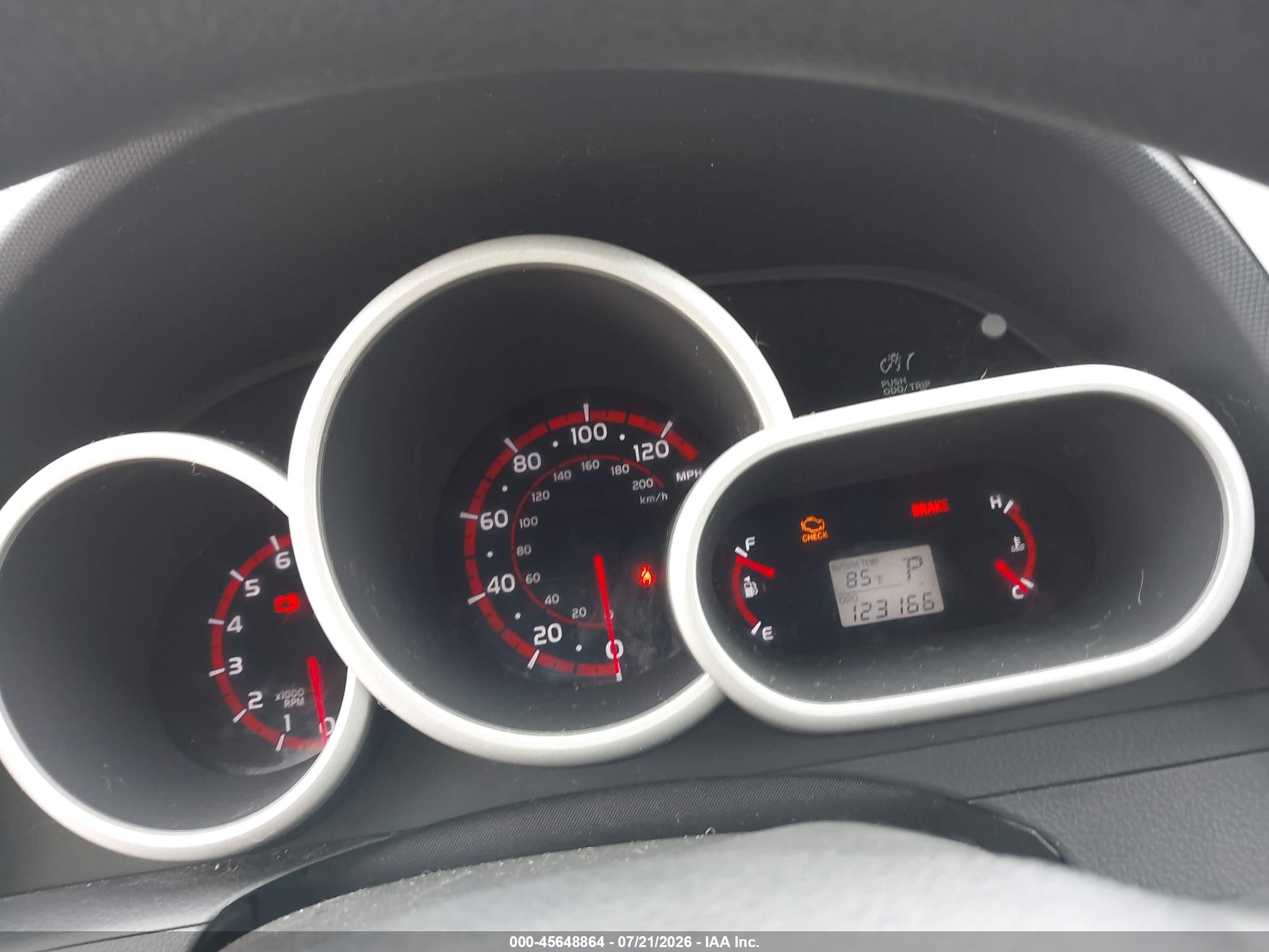 2010 Pontiac Vibe   Black vin: 5Y2SP6E86AZ415407