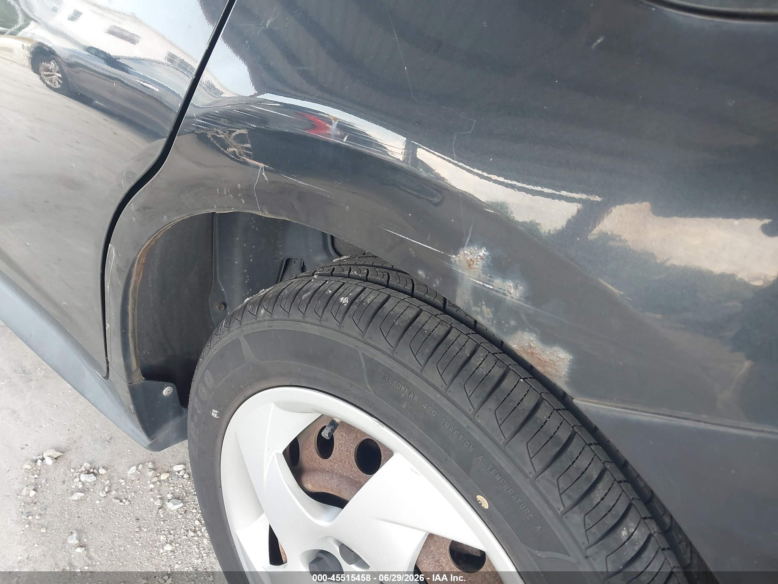 2010 Pontiac Vibe   Black vin: 5Y2SP6E86AZ419246