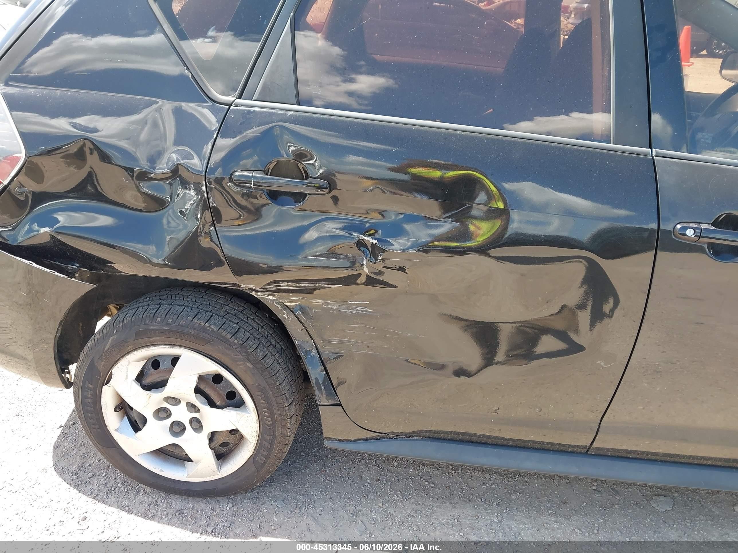 2010 Pontiac Vibe Черный vin: 5Y2SP6E87AZ420101