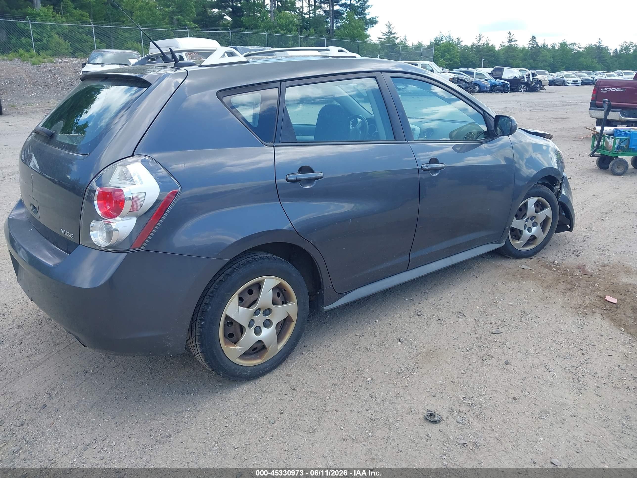 2010 Pontiac Vibe   Серый vin: 5Y2SP6E88AZ400116