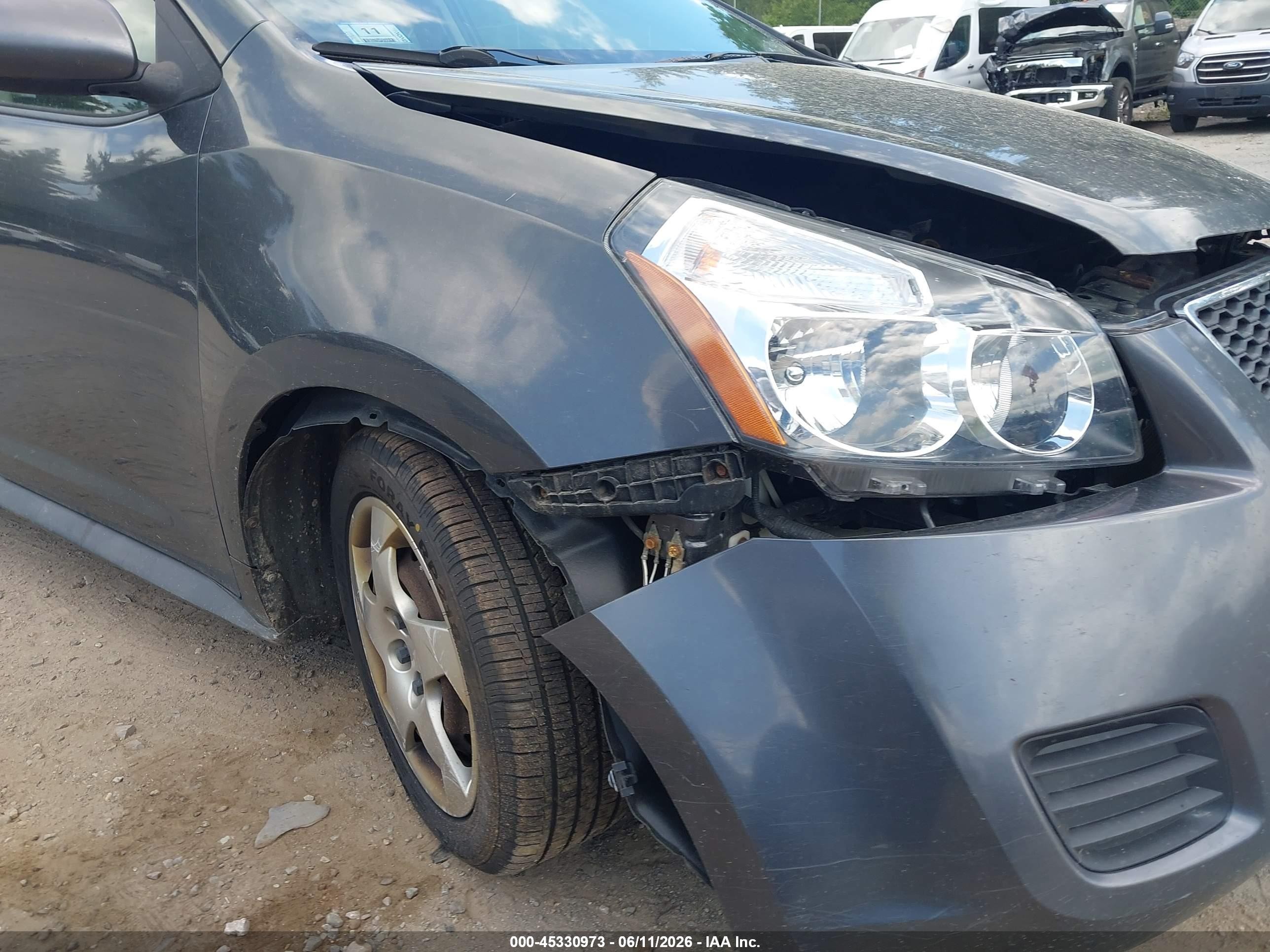 2010 Pontiac Vibe   Серый vin: 5Y2SP6E88AZ400116