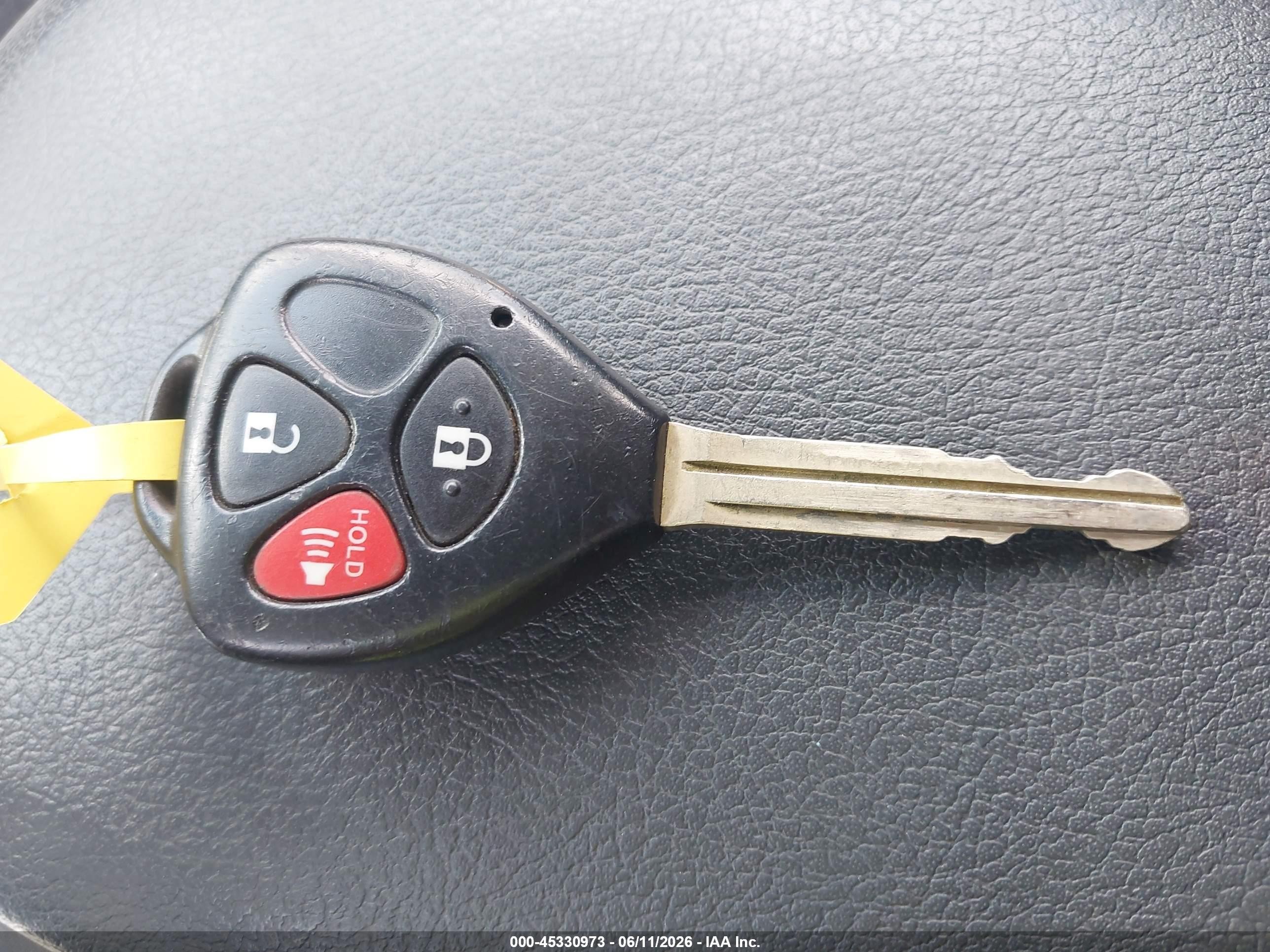 2010 Pontiac Vibe   Серый vin: 5Y2SP6E88AZ400116