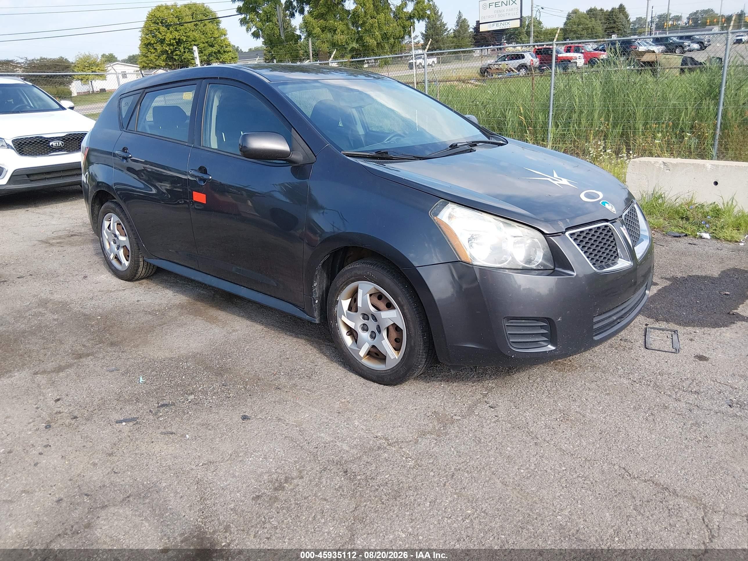 2010 Pontiac Vibe   Серый vin: 5Y2SP6E88AZ402884