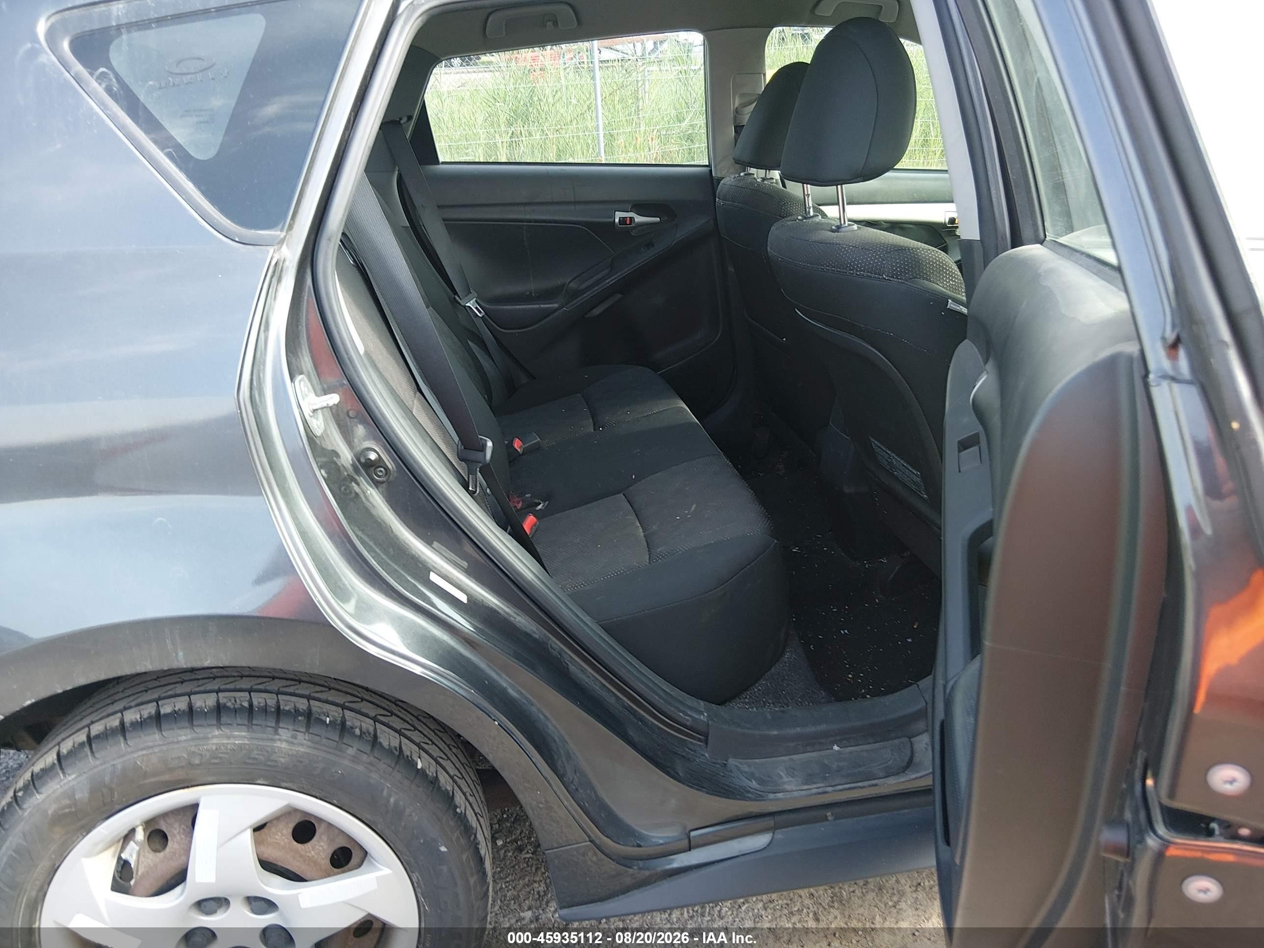 2010 Pontiac Vibe   Серый vin: 5Y2SP6E88AZ402884