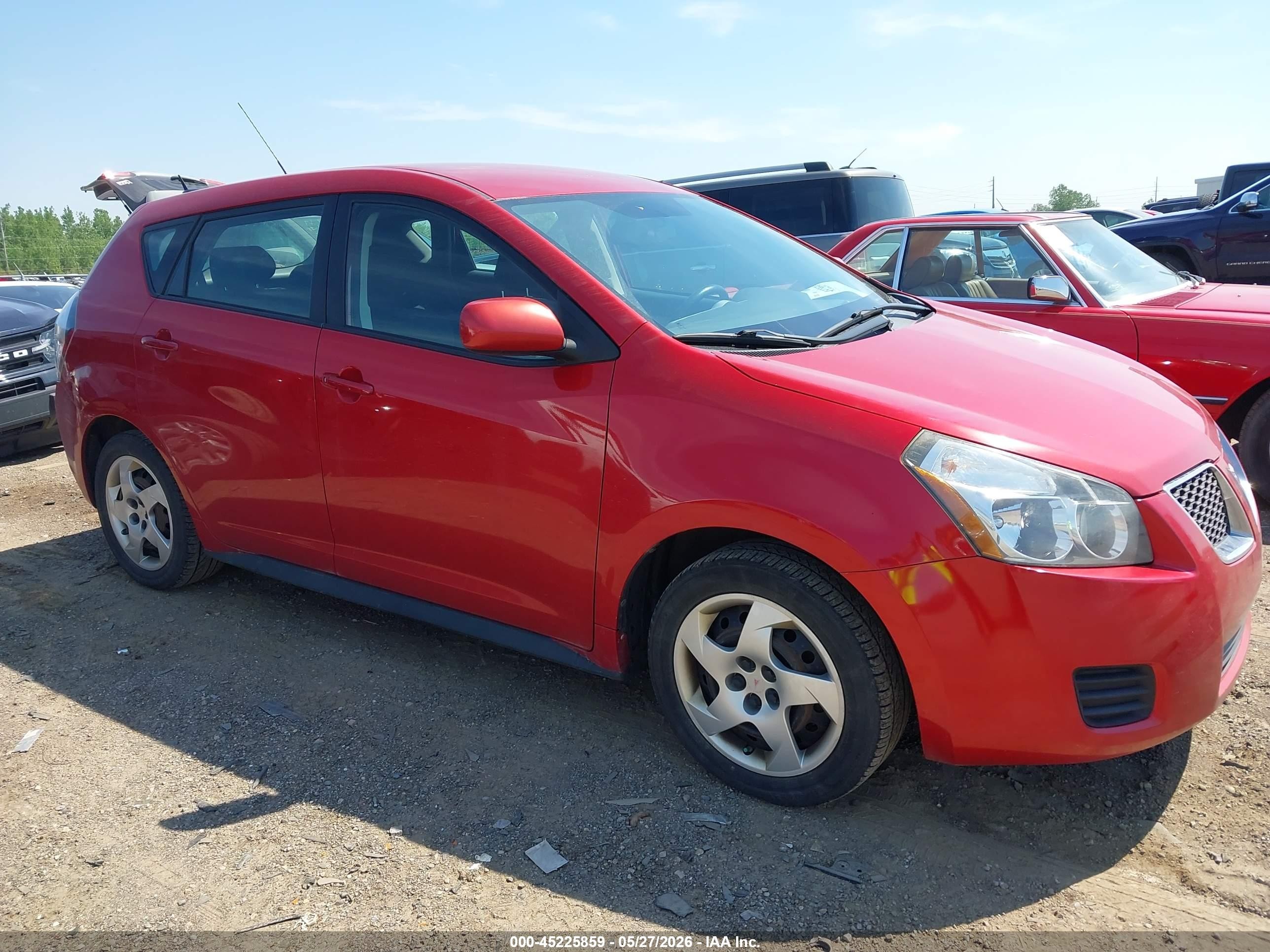2010 Pontiac Vibe   Red vin: 5Y2SP6E88AZ408054