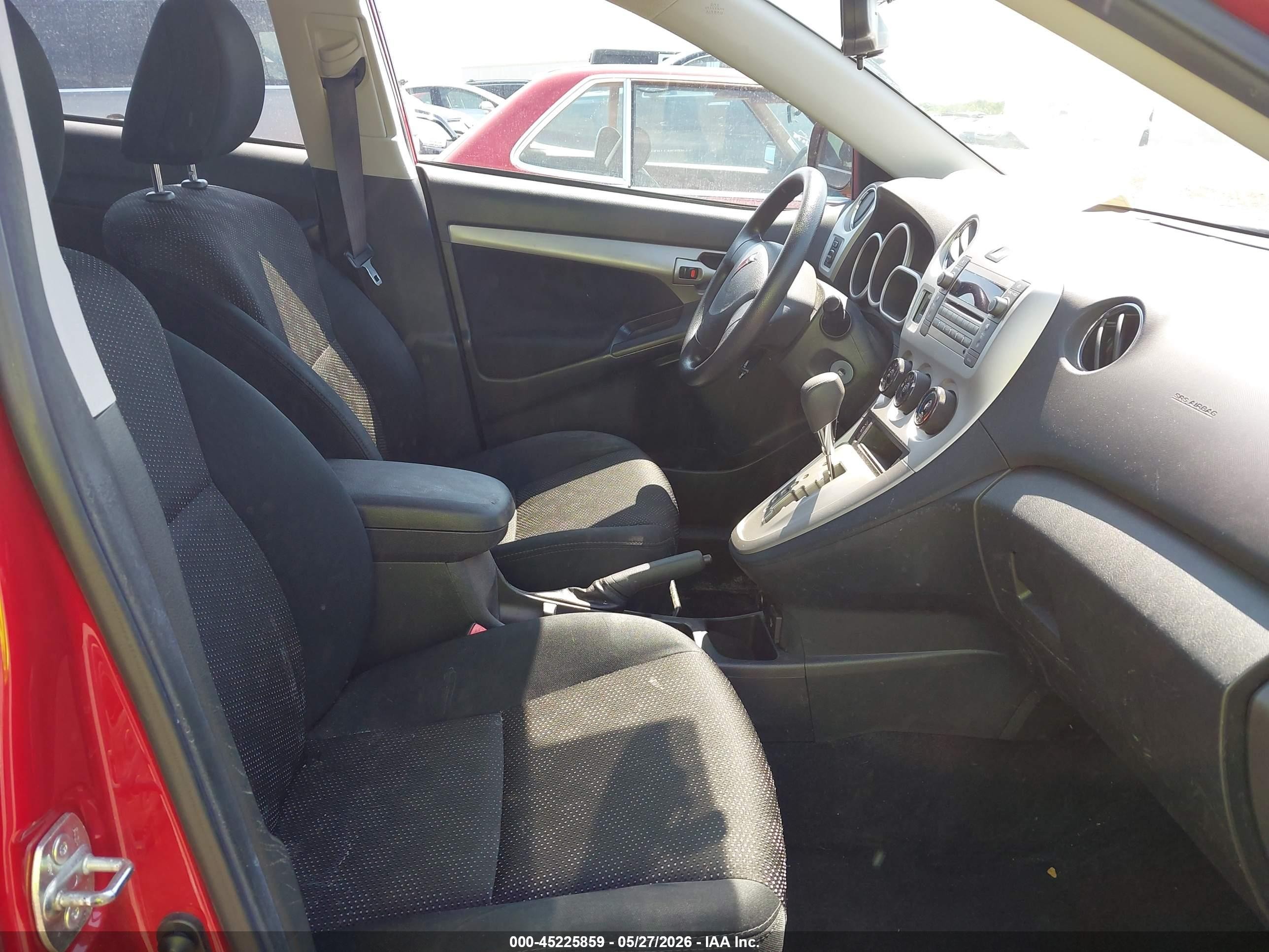 2010 Pontiac Vibe   Red vin: 5Y2SP6E88AZ408054