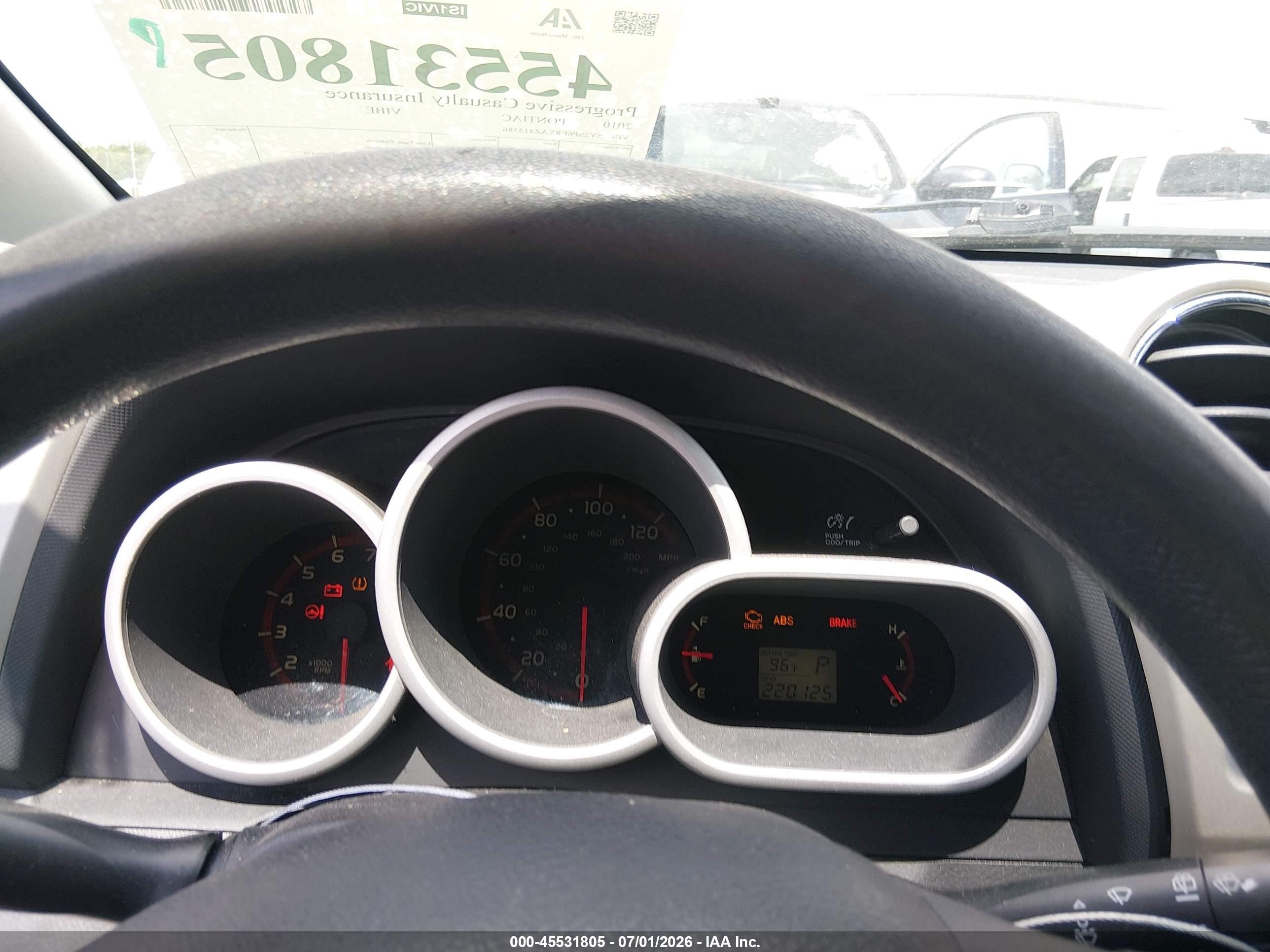 2010 Pontiac Vibe   White vin: 5Y2SP6E8XAZ415586