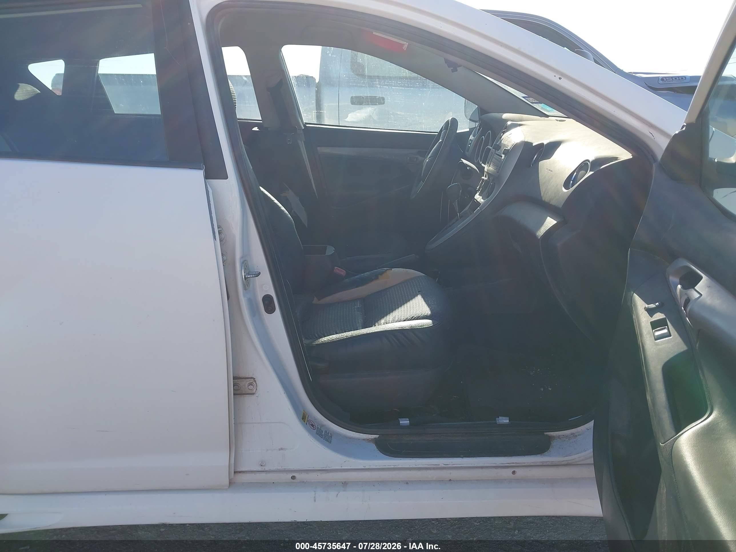 2009 Pontiac Vibe Gt White vin: 5Y2SR67019Z461191