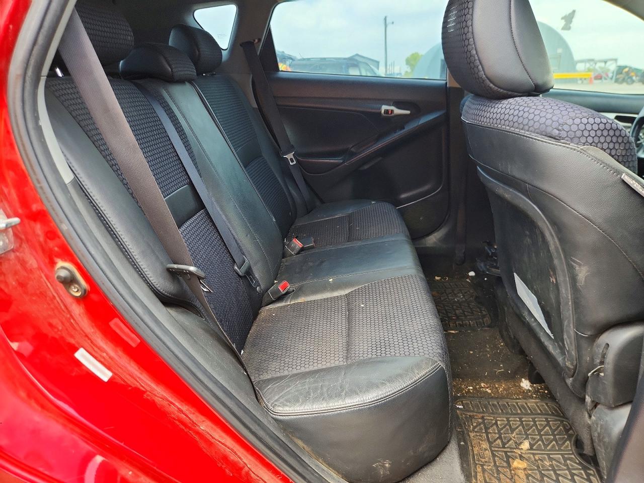 2009 Pontiac Vibe Gt Red vin: 5Y2SR67039Z448541