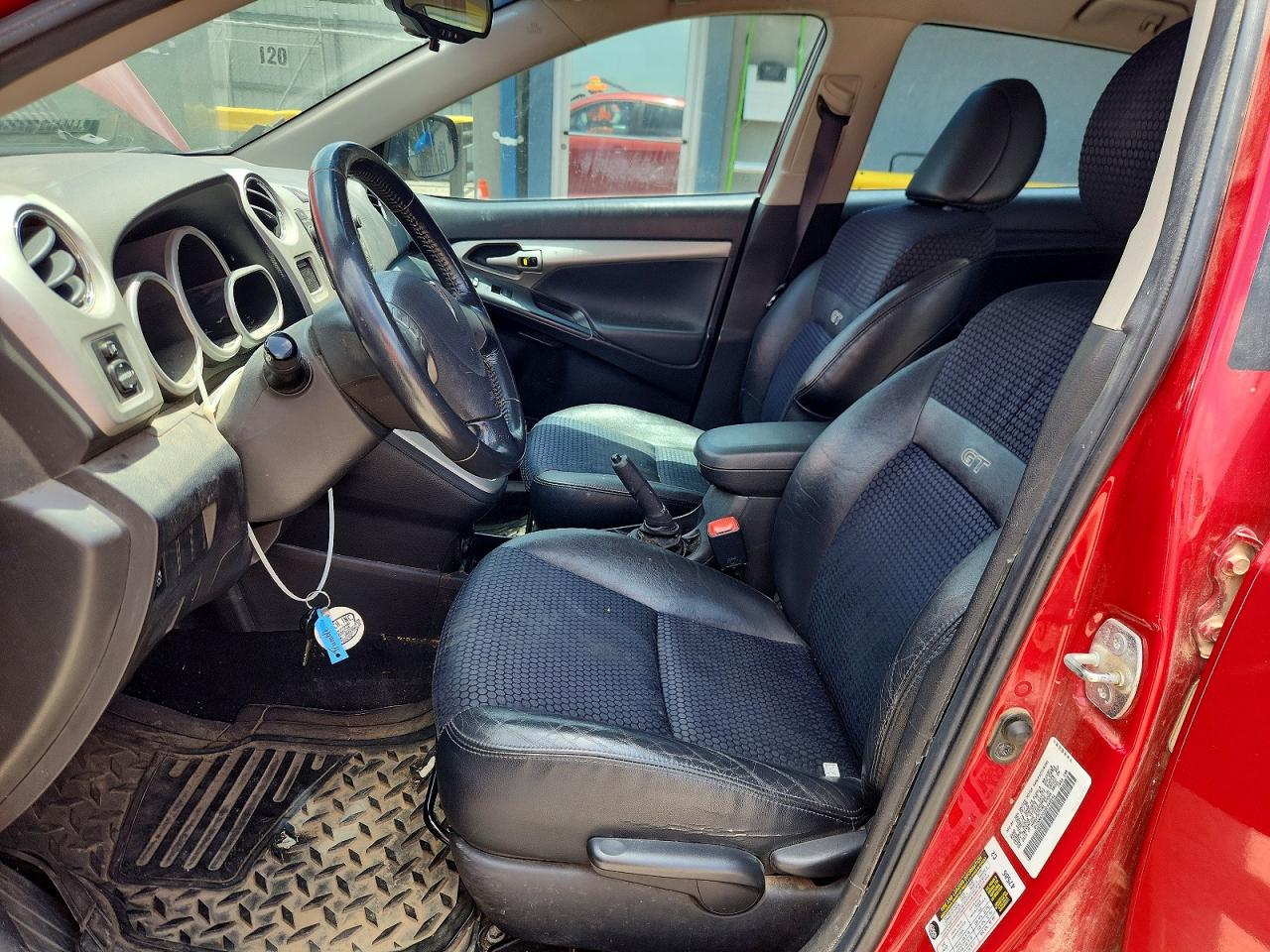 2009 Pontiac Vibe Gt Red vin: 5Y2SR67039Z448541