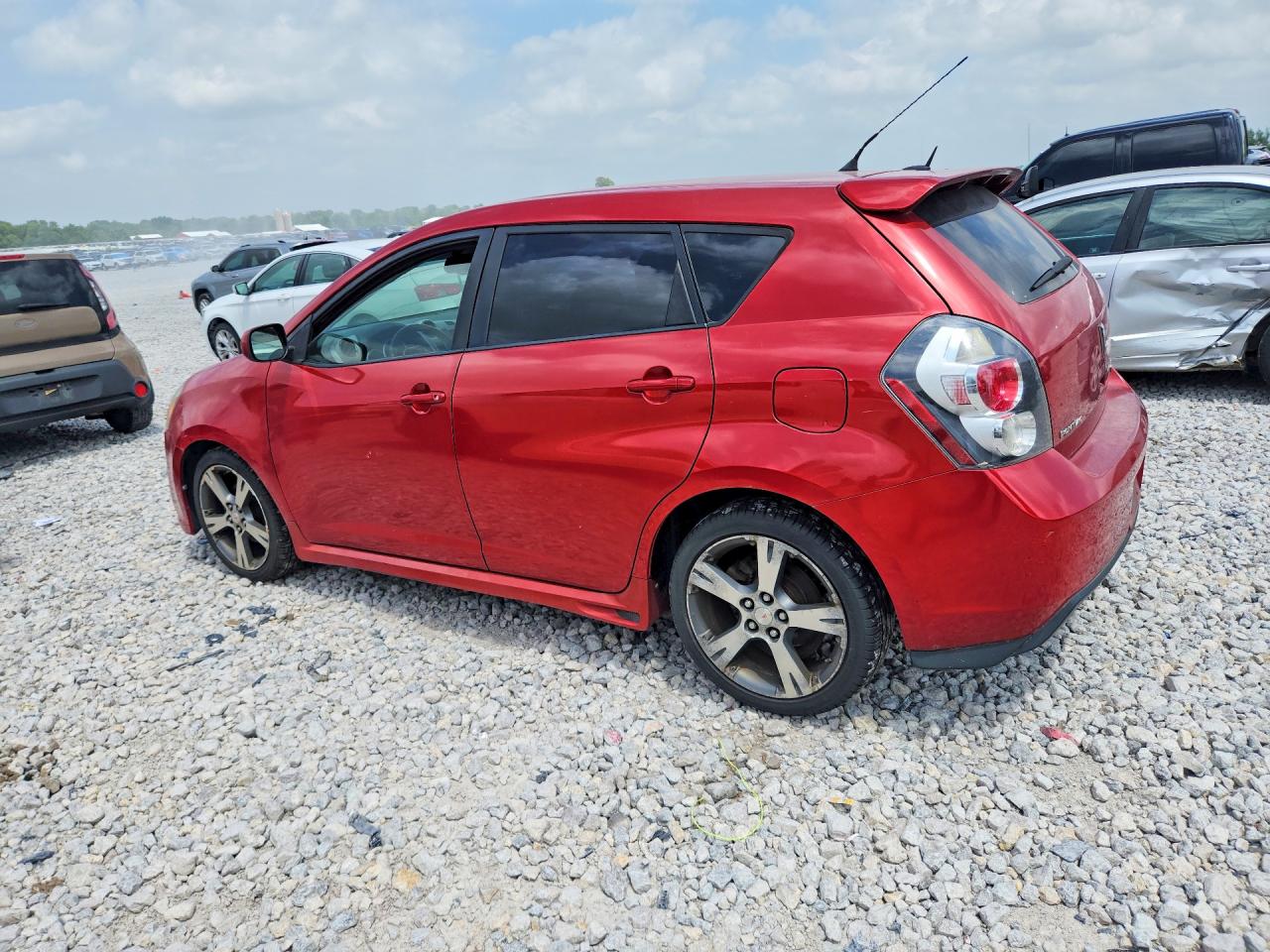 2009 Pontiac Vibe Gt Red vin: 5Y2SR67059Z407988