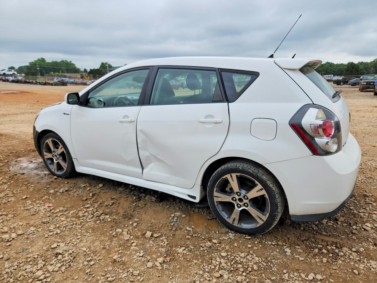 2009 Pontiac Vibe Gt White vin: 5Y2SR67089Z426602