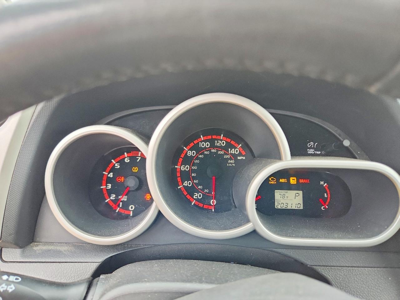 2009 Pontiac Vibe Gt White vin: 5Y2SR67089Z426602