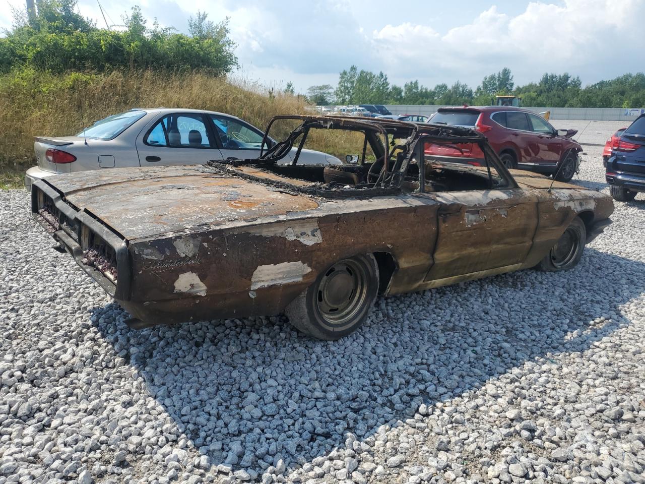 1965 Ford Thunderbir Burn vin: 5Y857105010