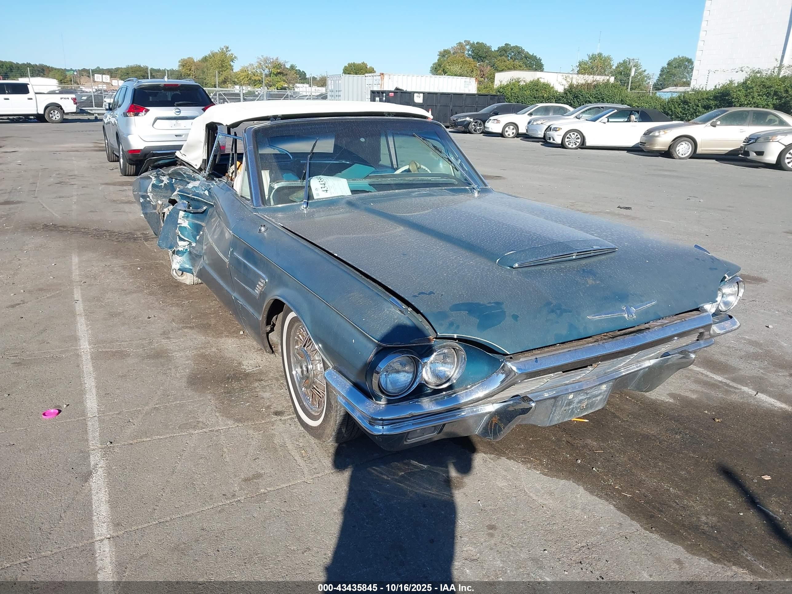 1965 Ford Thunderbird   Teal vin: 5Y85Z141344      