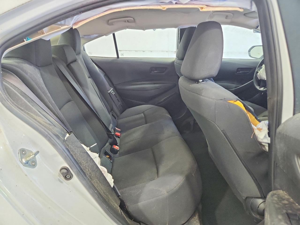 2024 Toyota Corolla Le White vin: 5YFB4MDE0RP112438