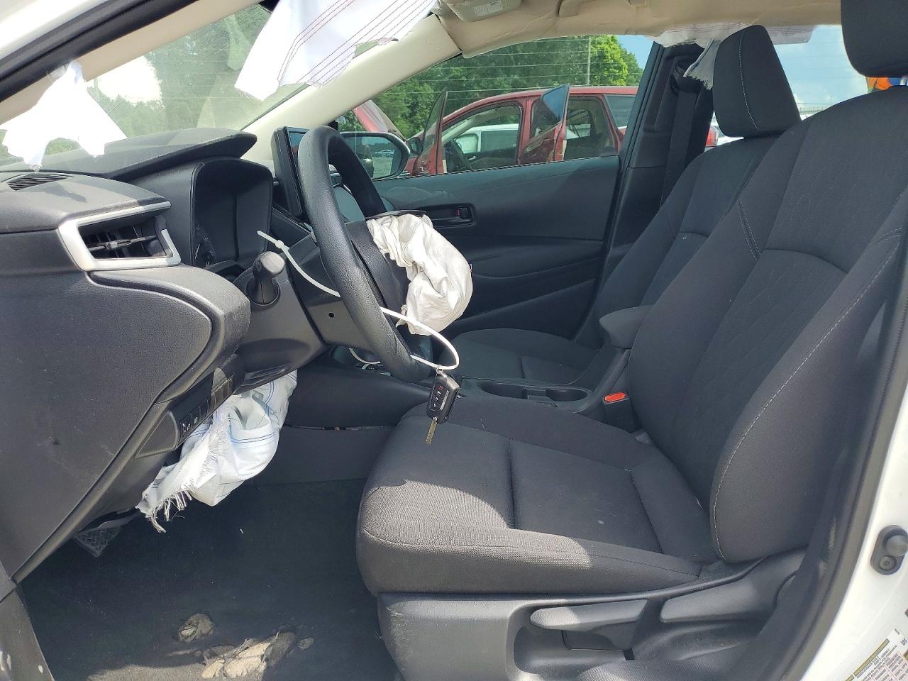 2025 Toyota Corolla Le White vin: 5YFB4MDE0SP300527