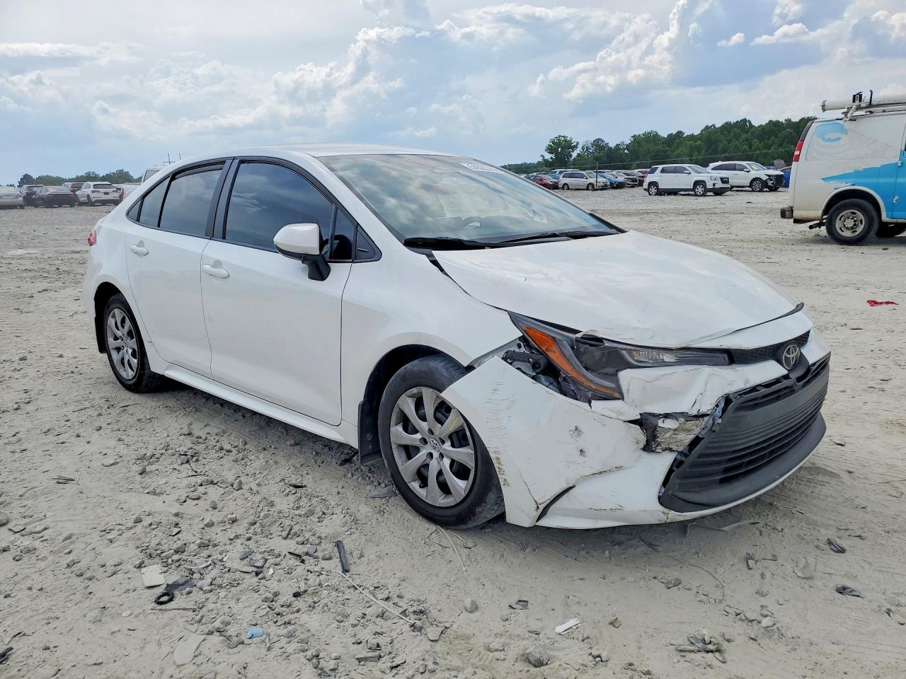 2025 Toyota Corolla Le White vin: 5YFB4MDE0SP300527