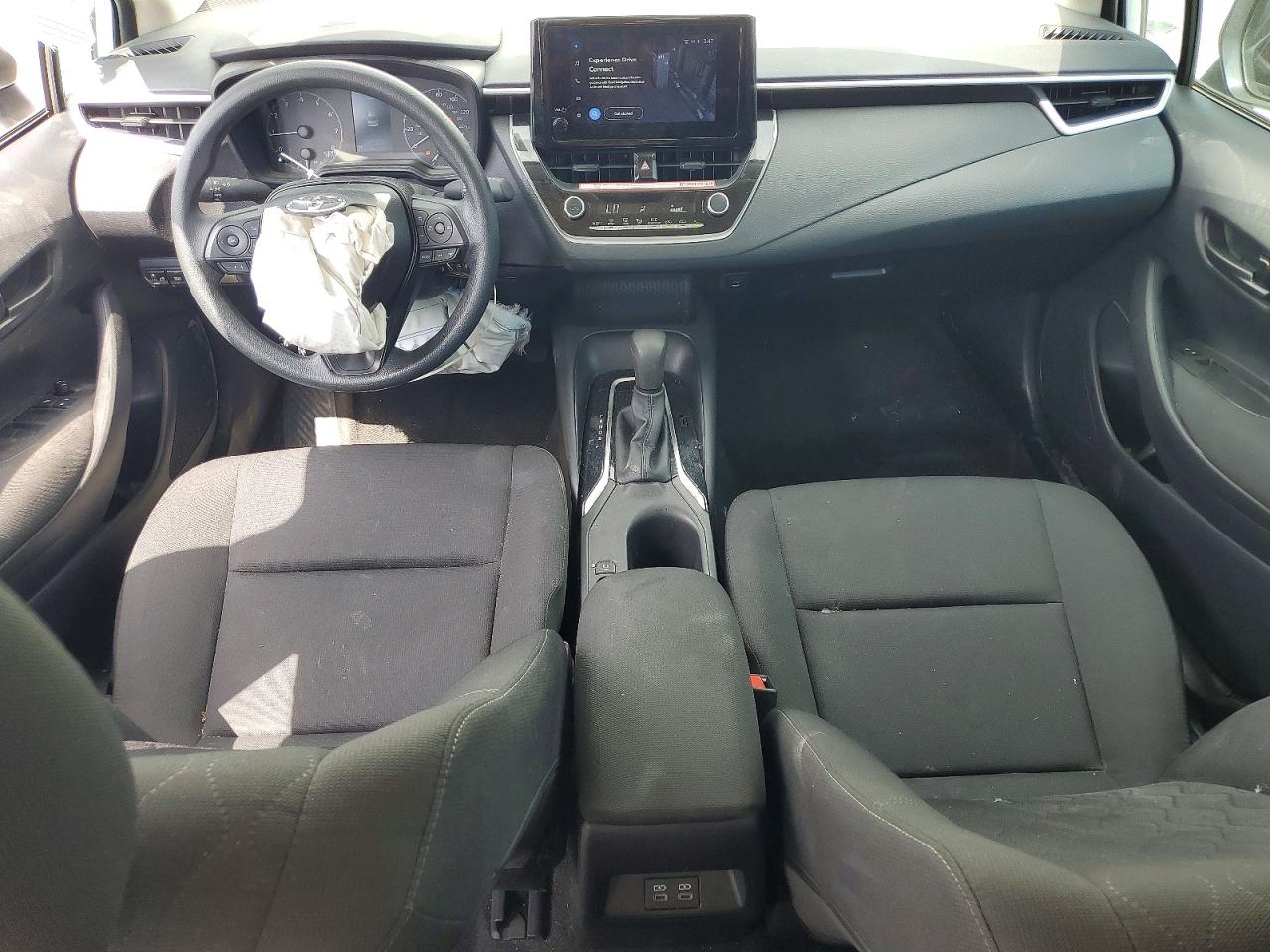 2025 Toyota Corolla Le White vin: 5YFB4MDE0SP300527
