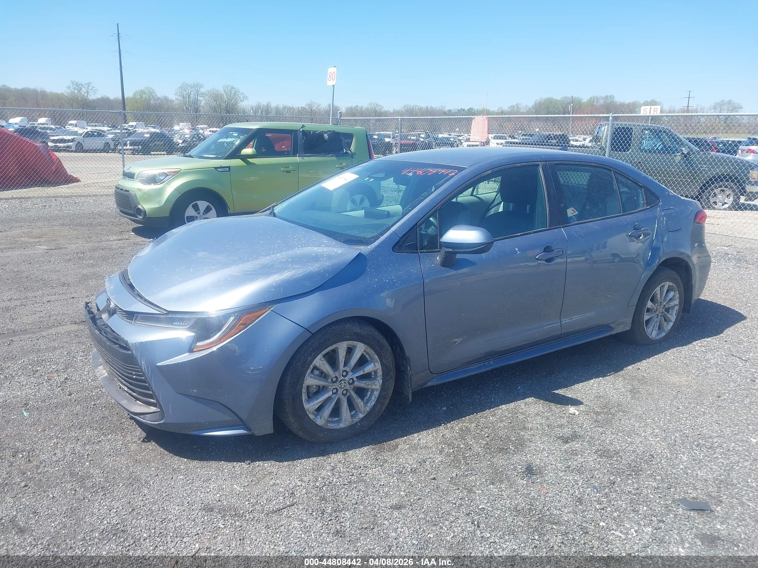 2026 Toyota Corolla Le Blue vin: 5YFB4MDE0TP396502