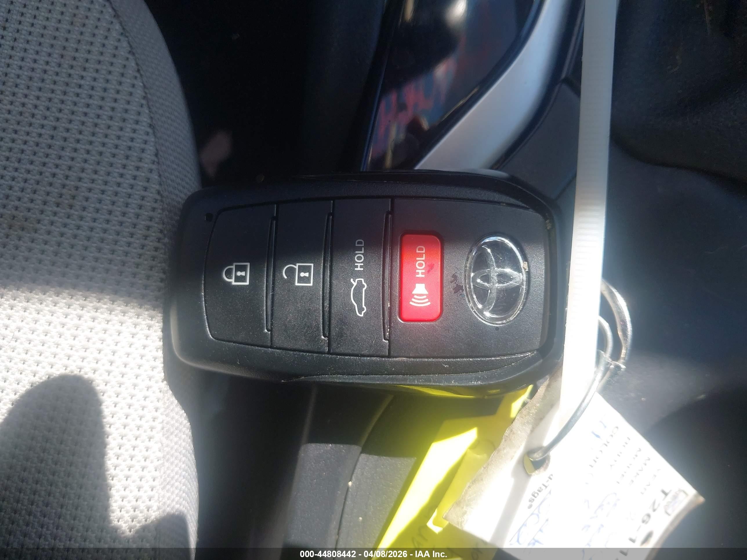 2026 Toyota Corolla Le Blue vin: 5YFB4MDE0TP396502