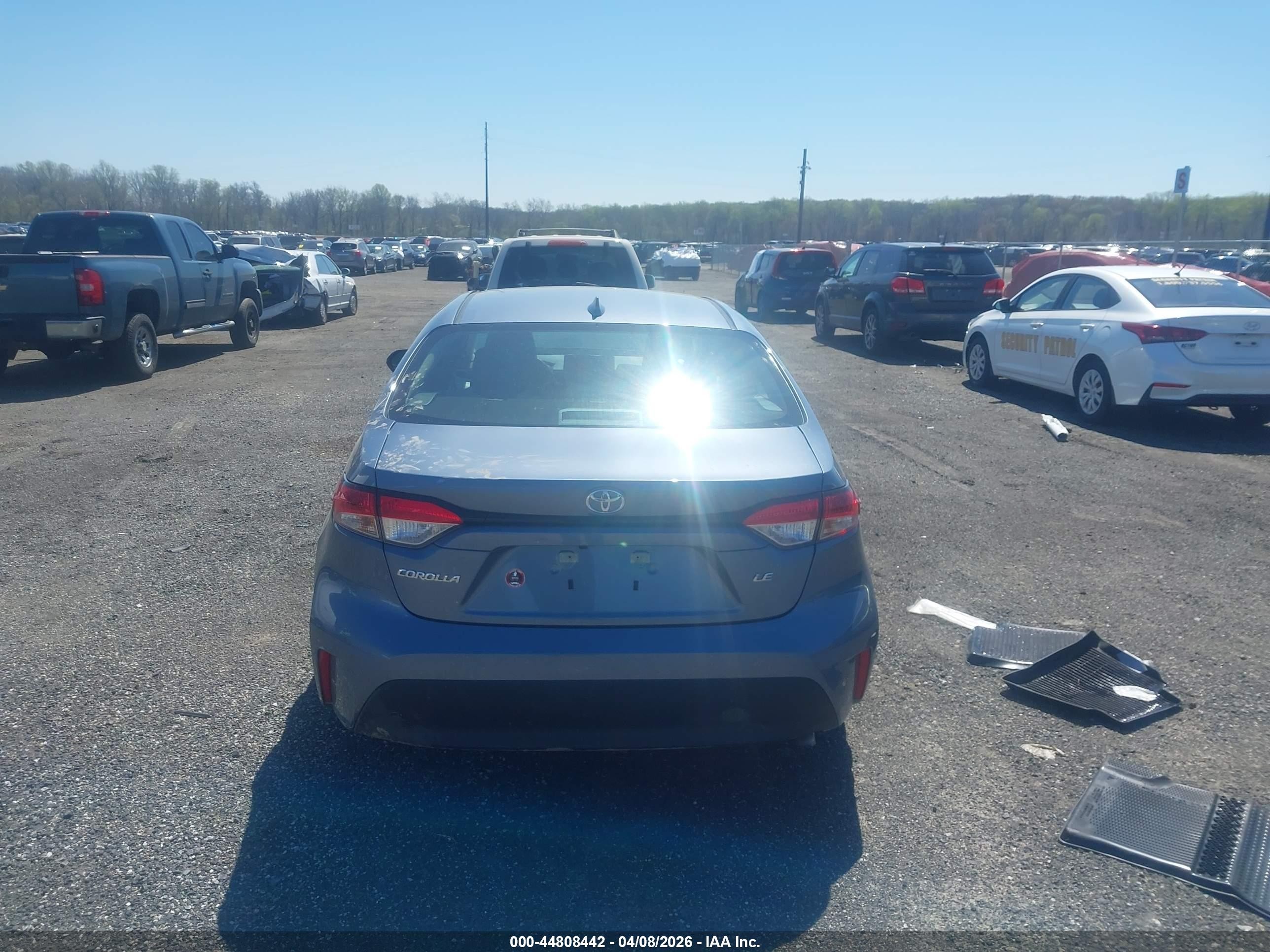 2026 Toyota Corolla Le Blue vin: 5YFB4MDE0TP396502