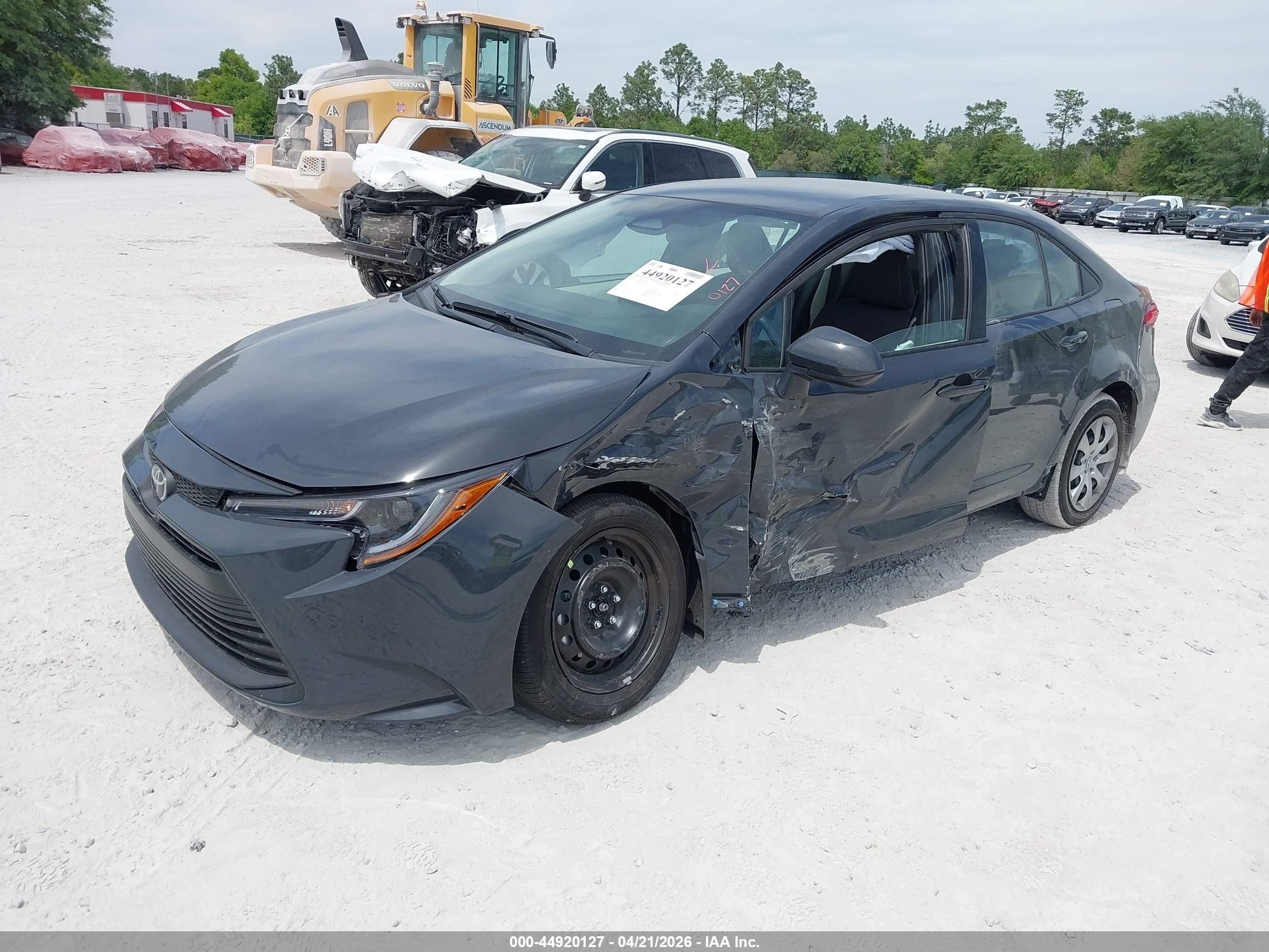 2026 Toyota Corolla Le Gray vin: 5YFB4MDE0TP446797
