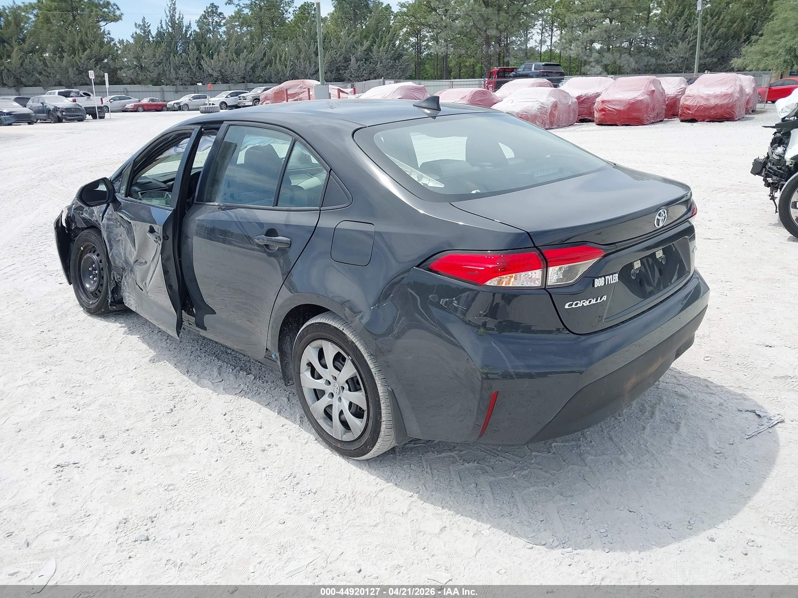 2026 Toyota Corolla Le Gray vin: 5YFB4MDE0TP446797