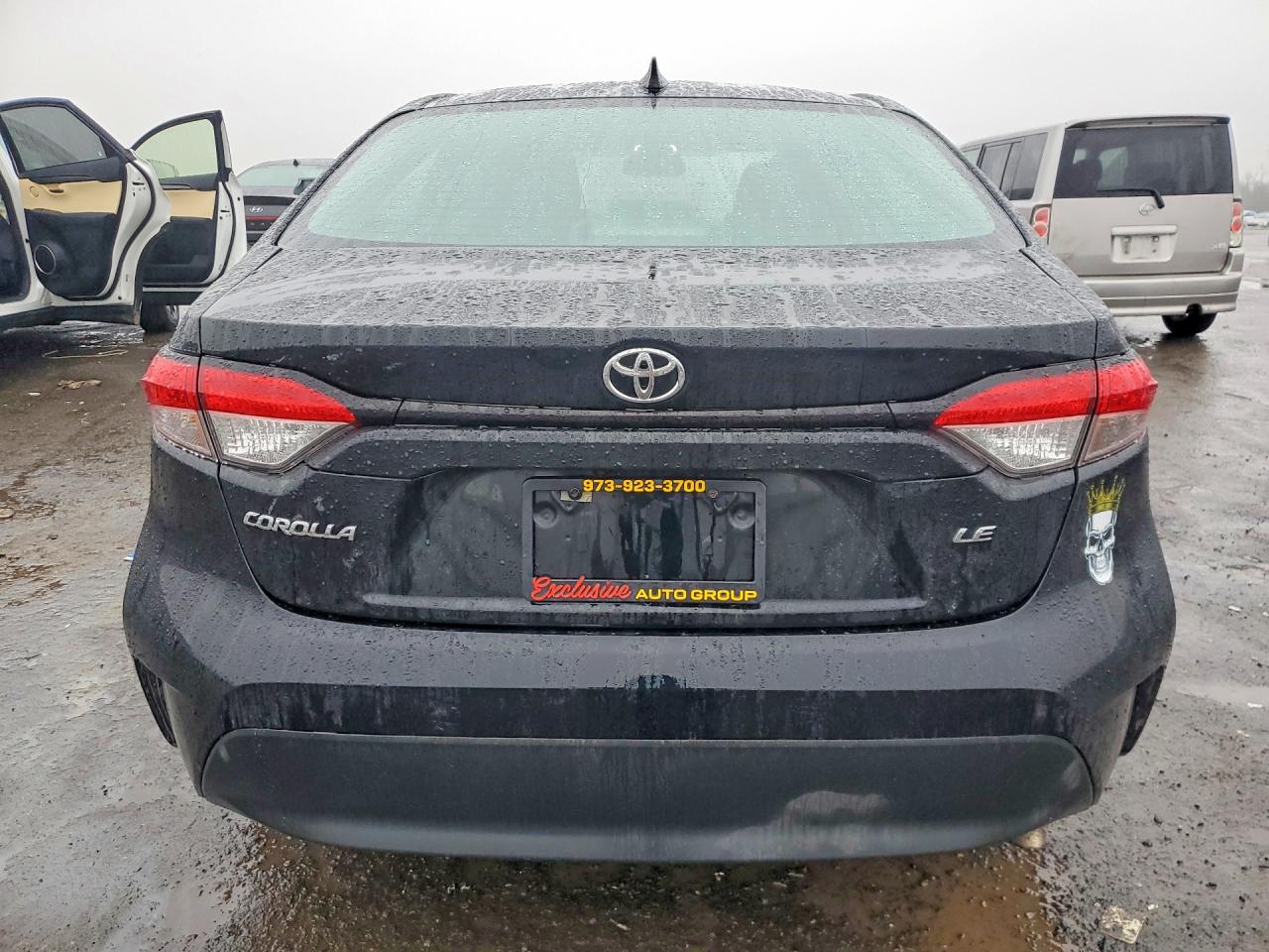 2024 Toyota Corolla Le Black vin: 5YFB4MDE1RP149014