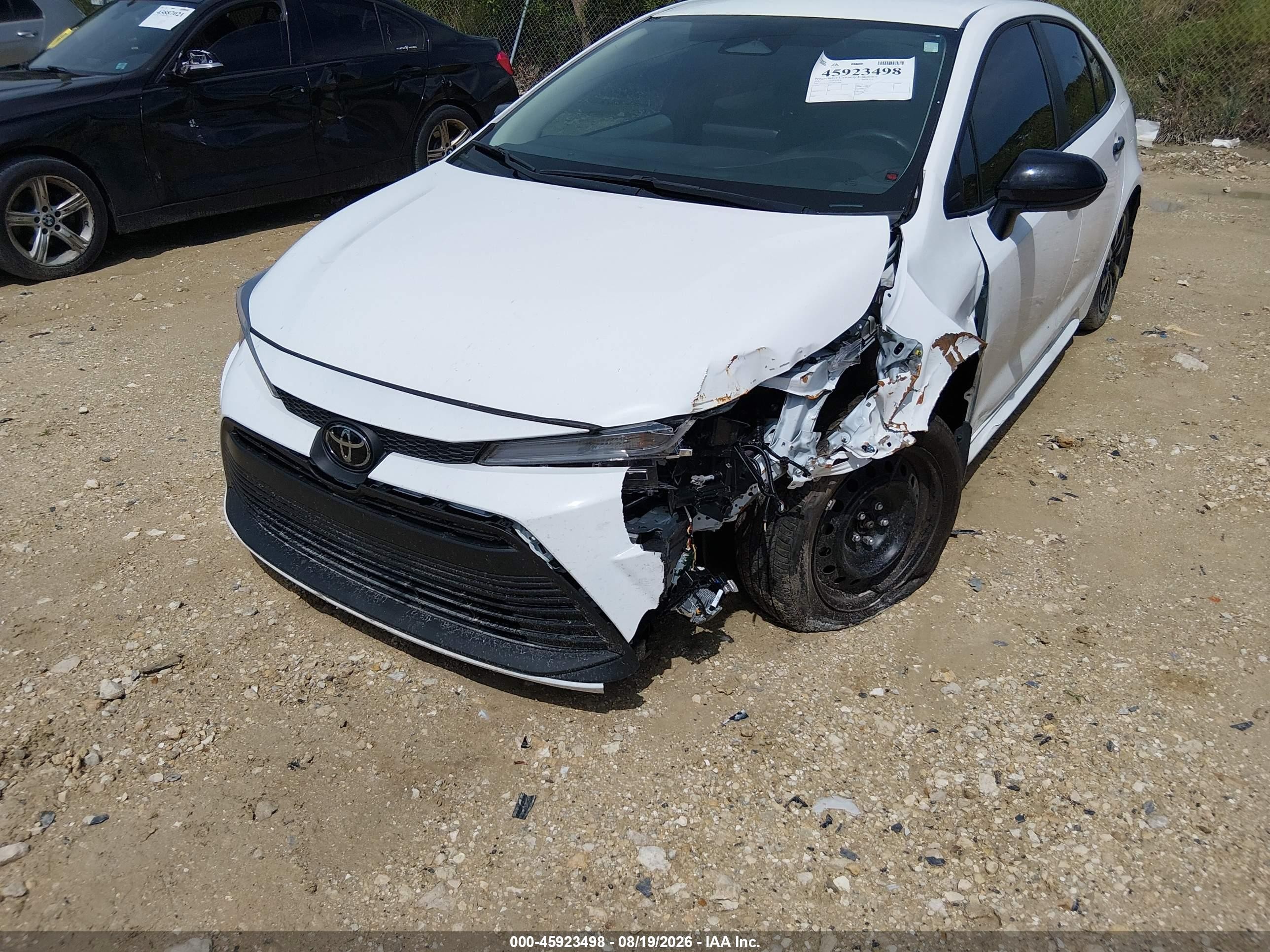 2025 Toyota Corolla Le White vin: 5YFB4MDE1SP353687