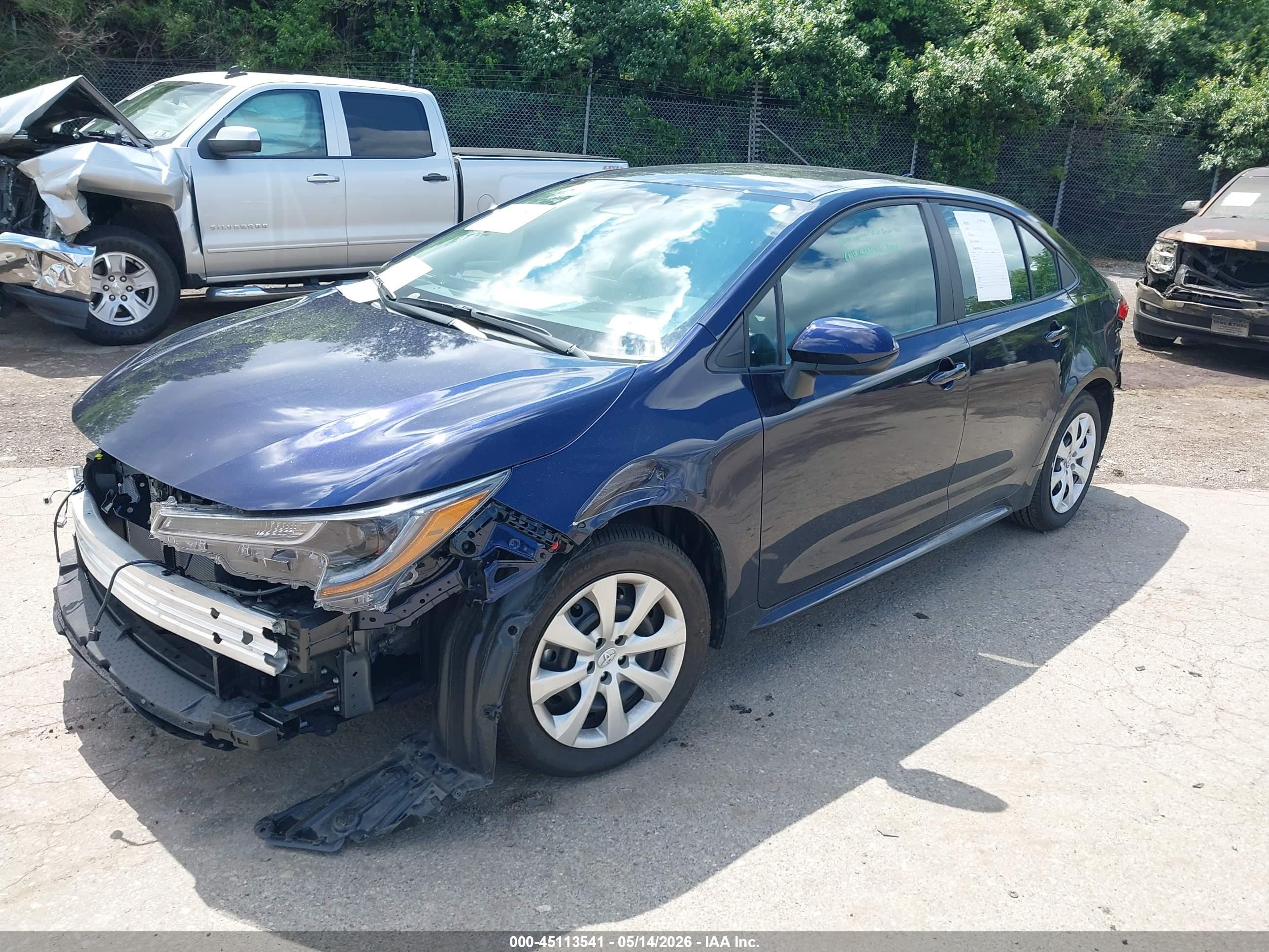 2026 Toyota Corolla Le Blue vin: 5YFB4MDE1TP392748