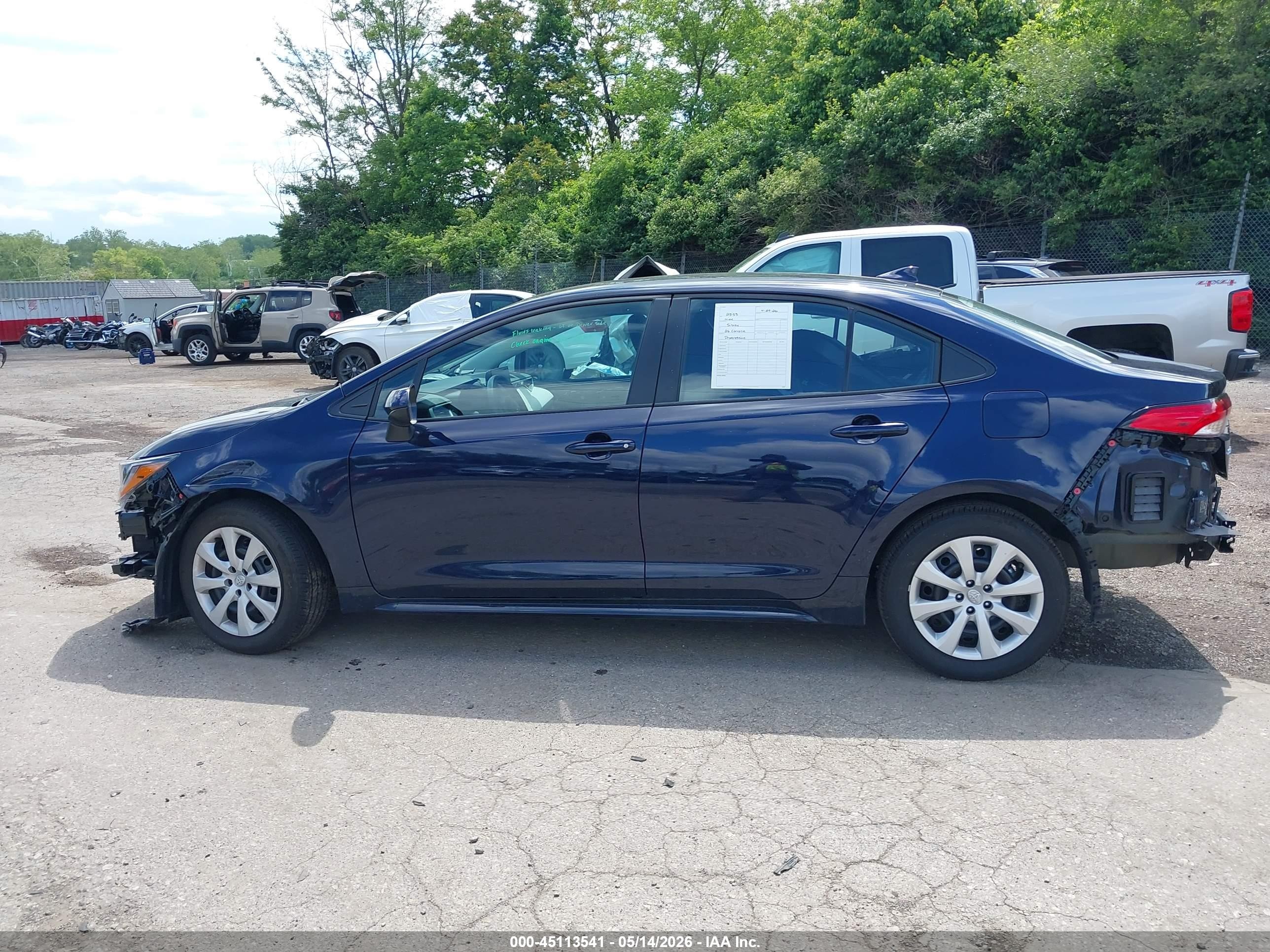 2026 Toyota Corolla Le Blue vin: 5YFB4MDE1TP392748