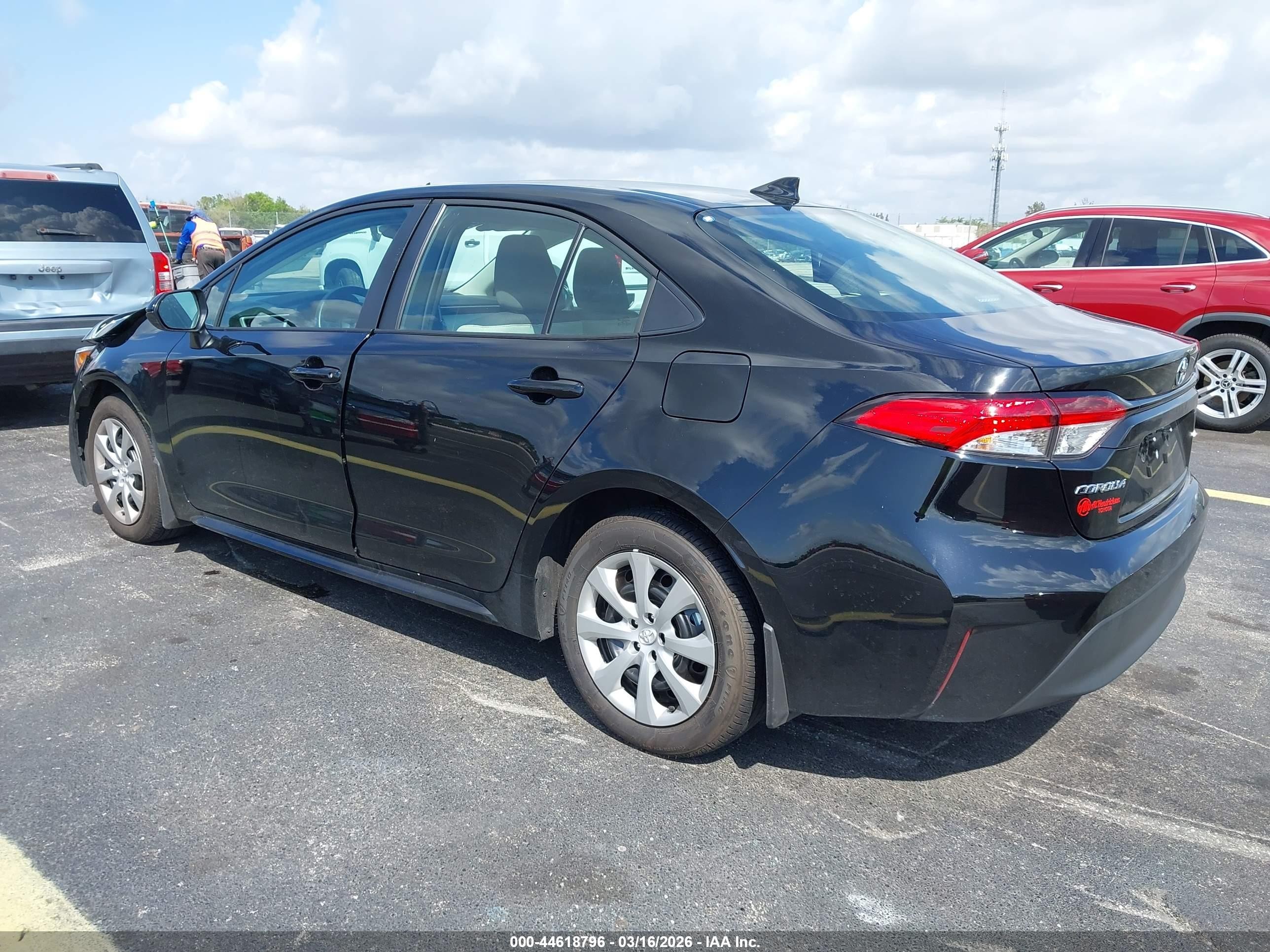 2026 Toyota Corolla Le Black vin: 5YFB4MDE1TP407815