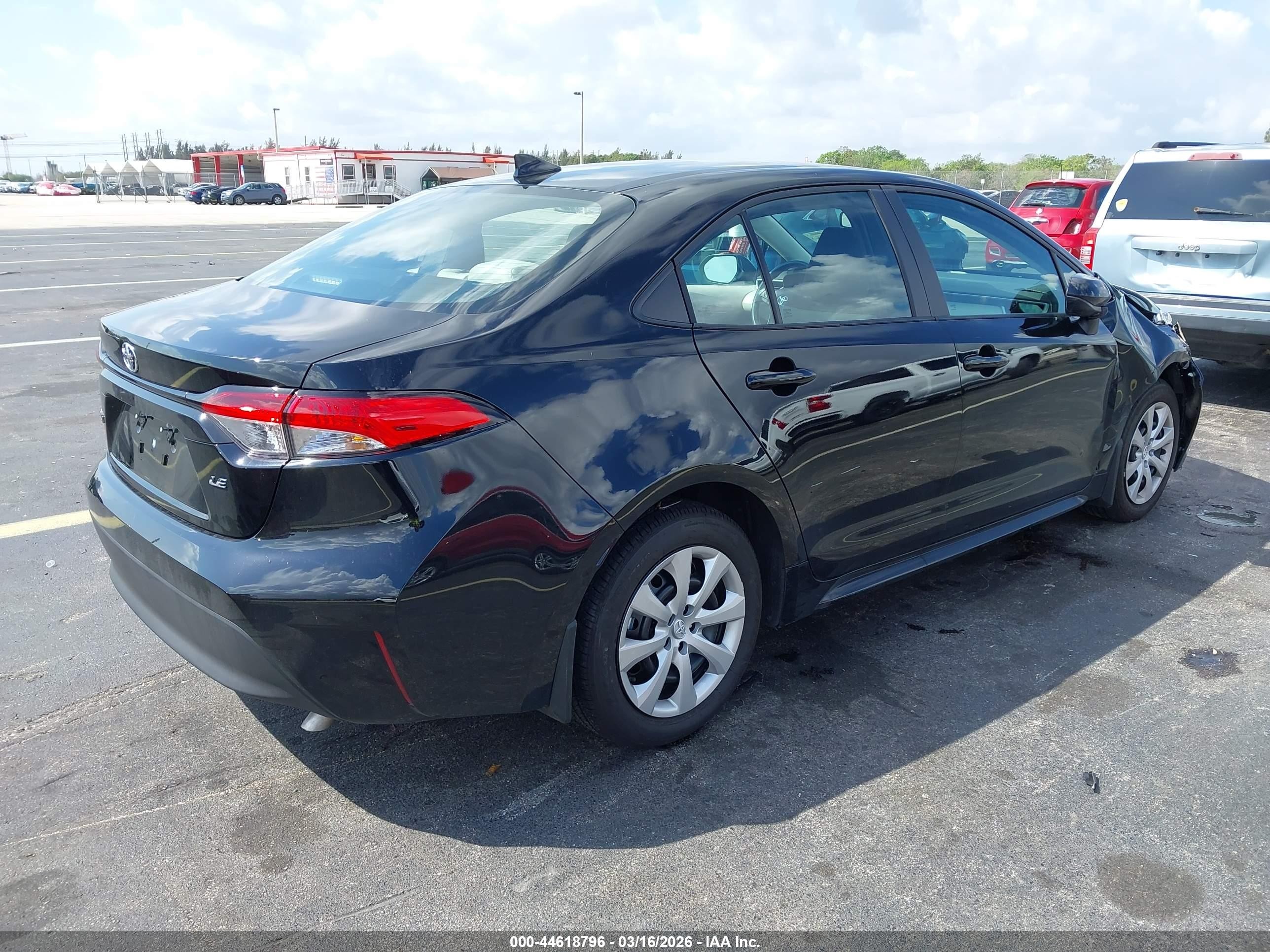 2026 Toyota Corolla Le Black vin: 5YFB4MDE1TP407815