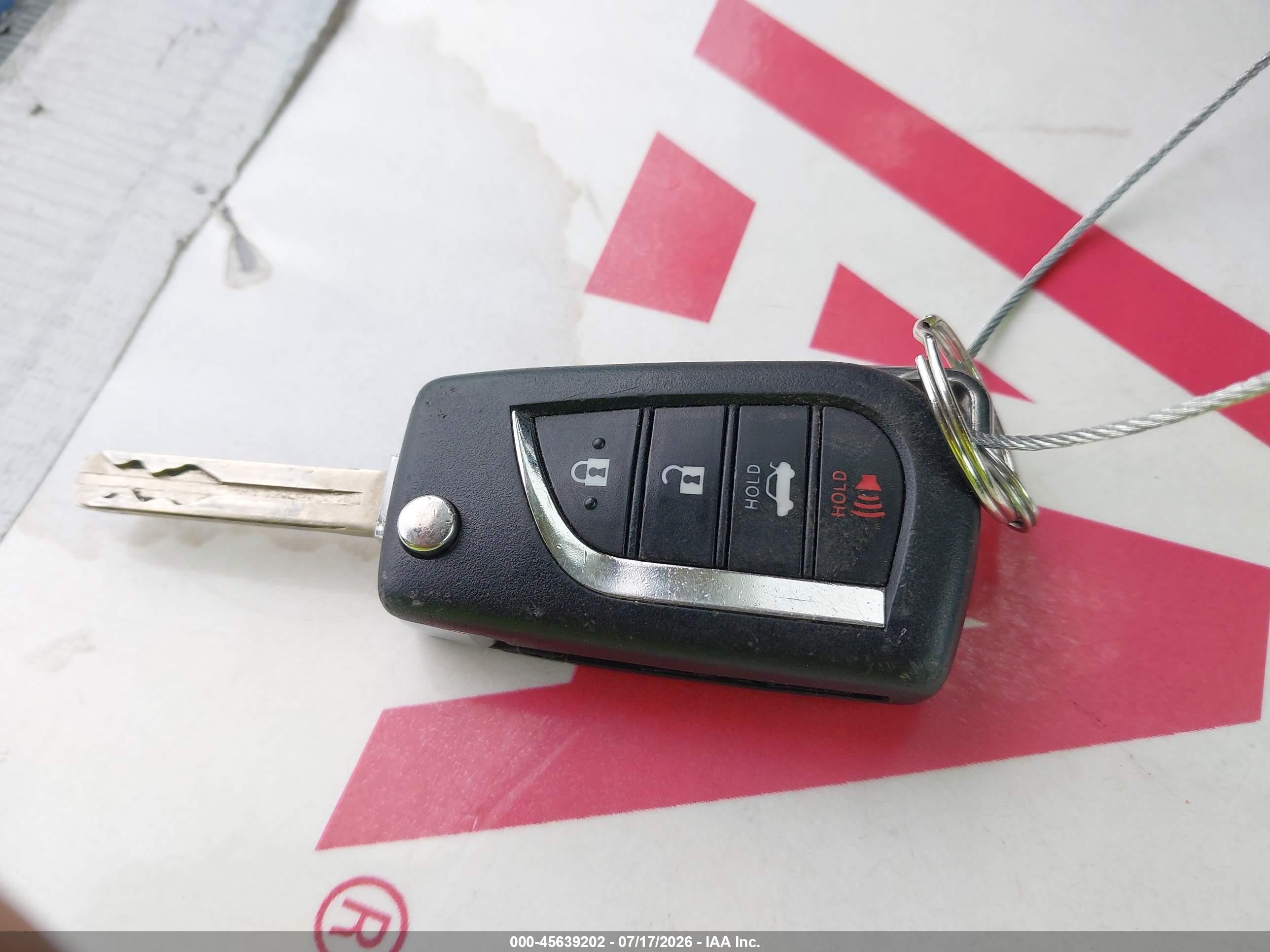 2023 Toyota Corolla Le Silver vin: 5YFB4MDE2PP014170
