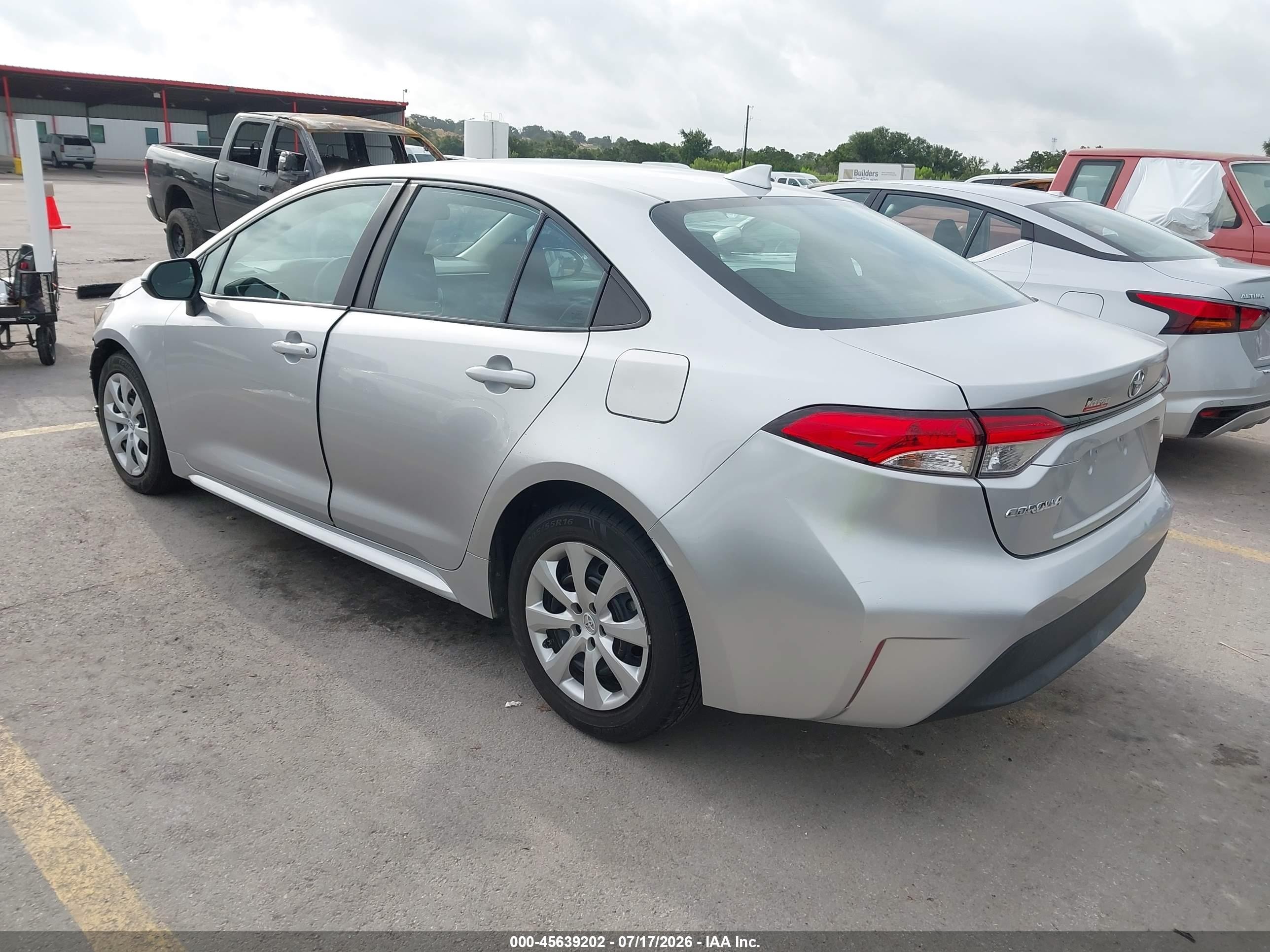2023 Toyota Corolla Le Silver vin: 5YFB4MDE2PP014170