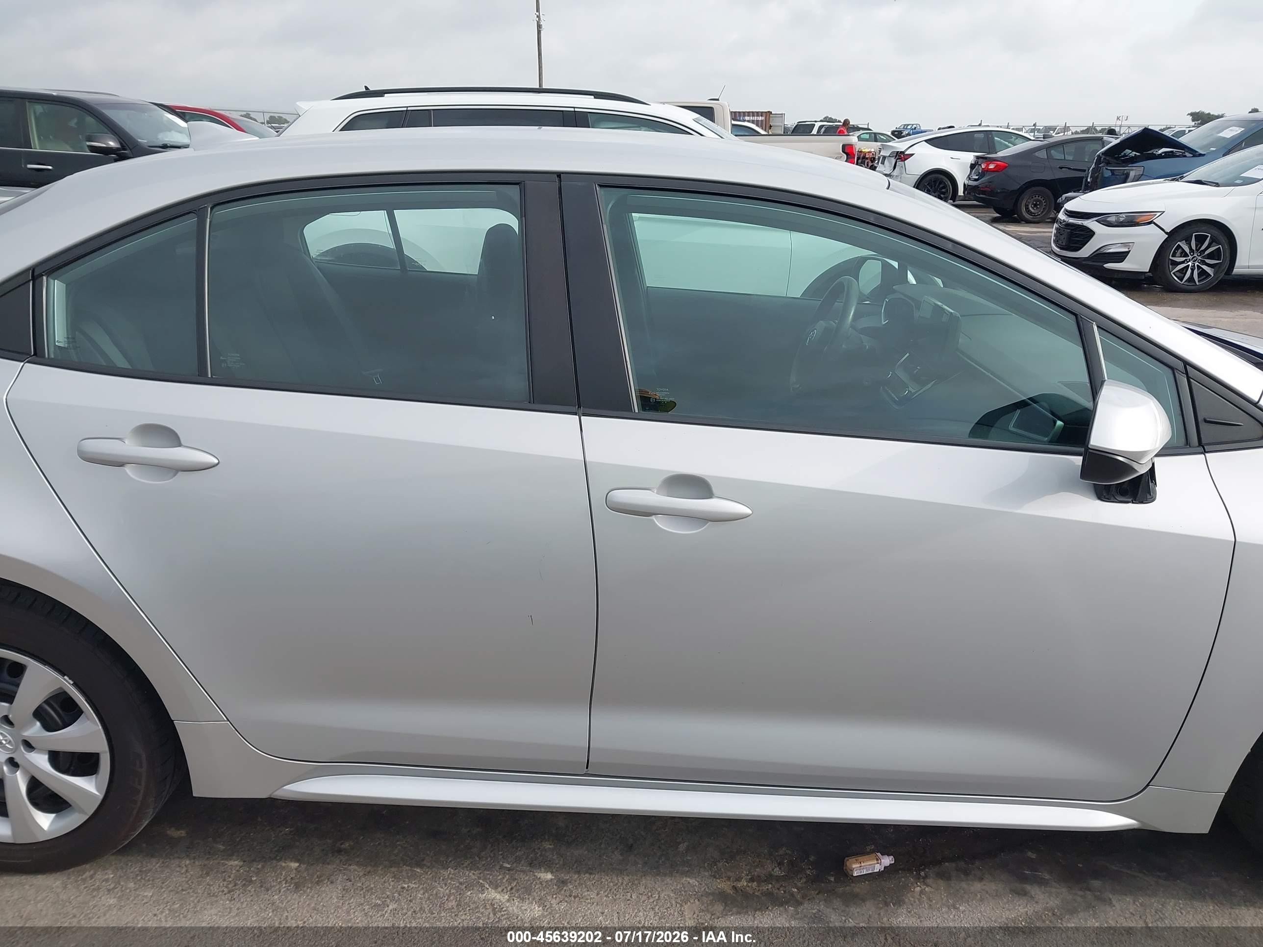 2023 Toyota Corolla Le Silver vin: 5YFB4MDE2PP014170